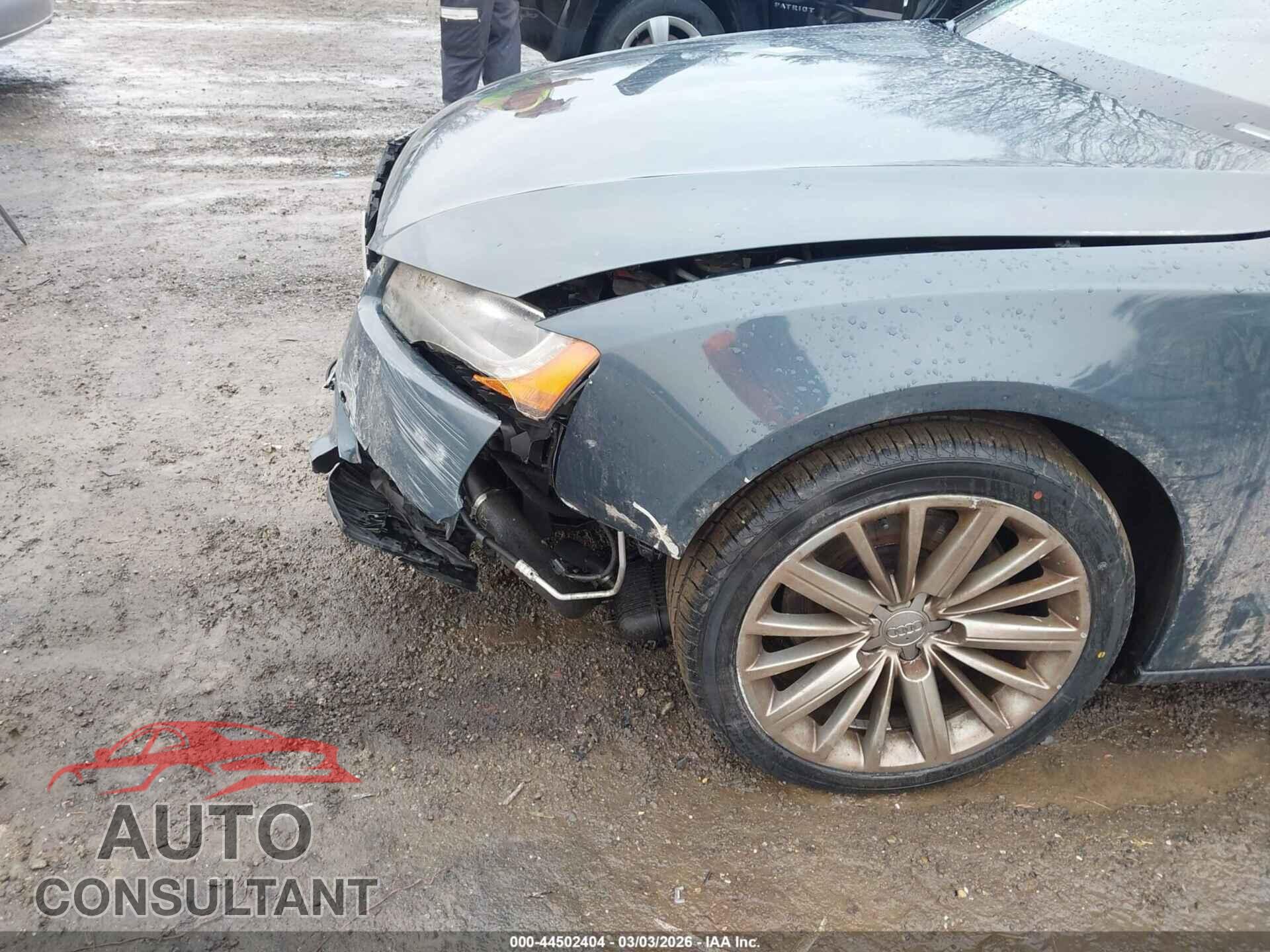 AUDI A5 2011 - WAULFAFHXBN020841