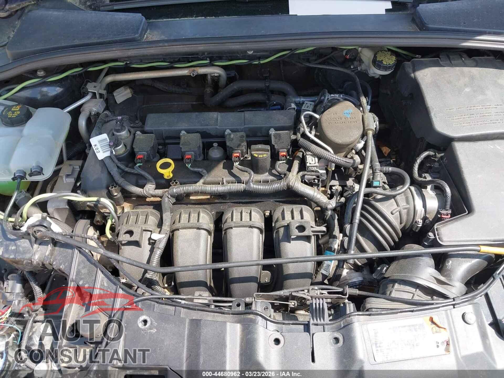 FORD FOCUS 2014 - 1FADP3F28EL233305