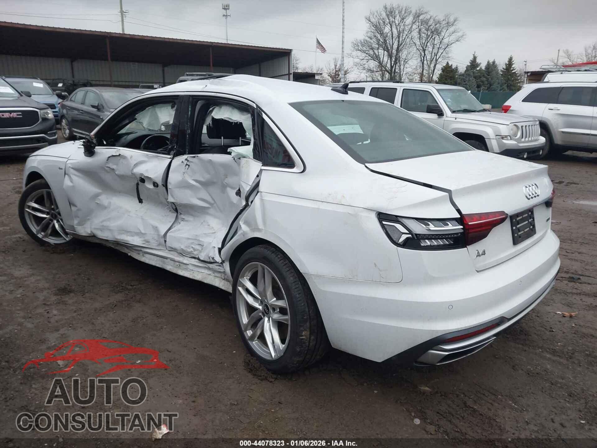 AUDI A4 2021 - WAUDAAF4XMA042560