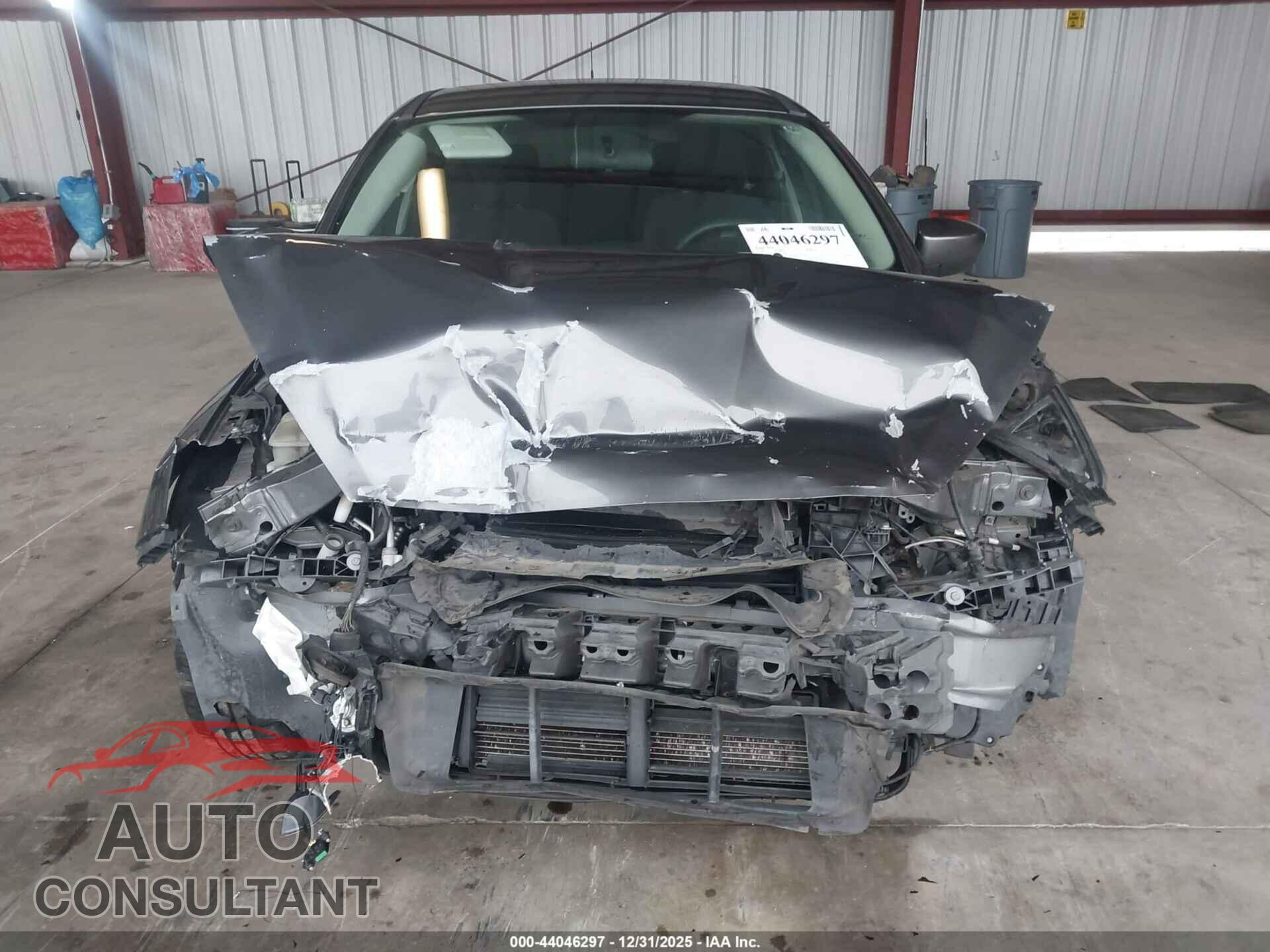 FORD FOCUS 2018 - 1FADP3K22JL313067