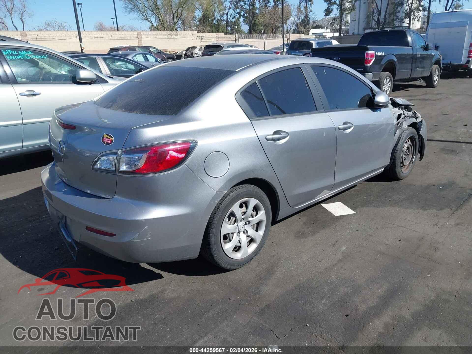 MAZDA MAZDA3 2012 - JM1BL1UG2C1525069