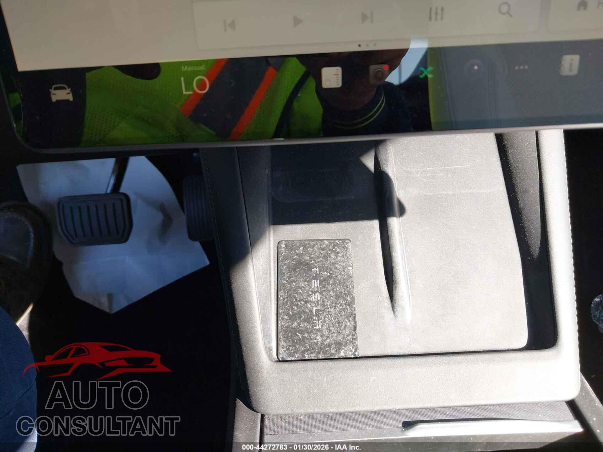 TESLA MODEL 3 2024 - 5YJ3E1EAXRF844308