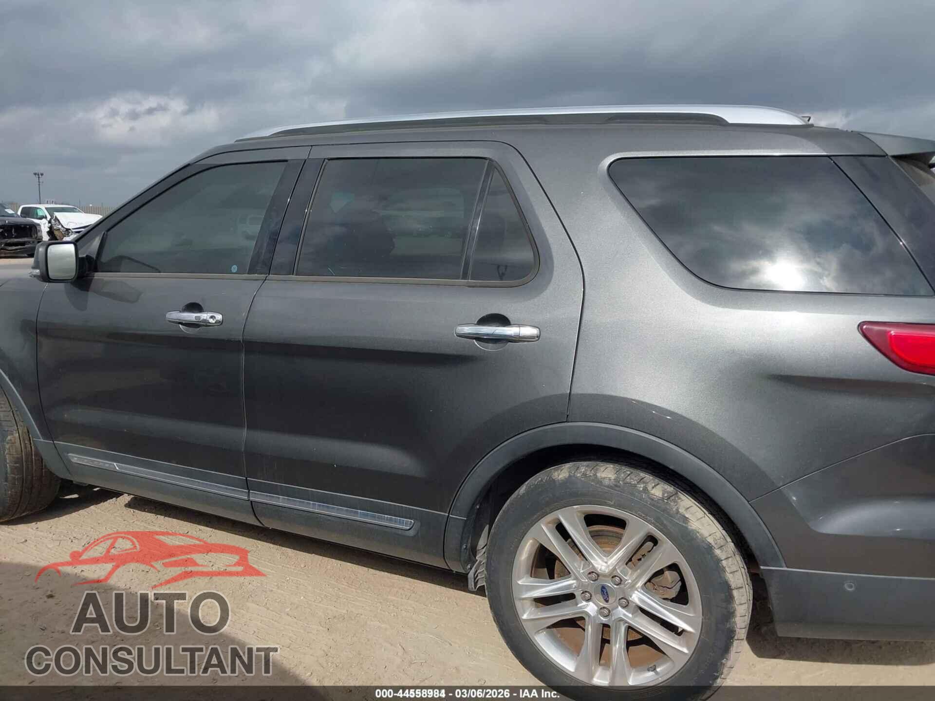 FORD EXPLORER 2016 - 1FM5K7F86GGB15530