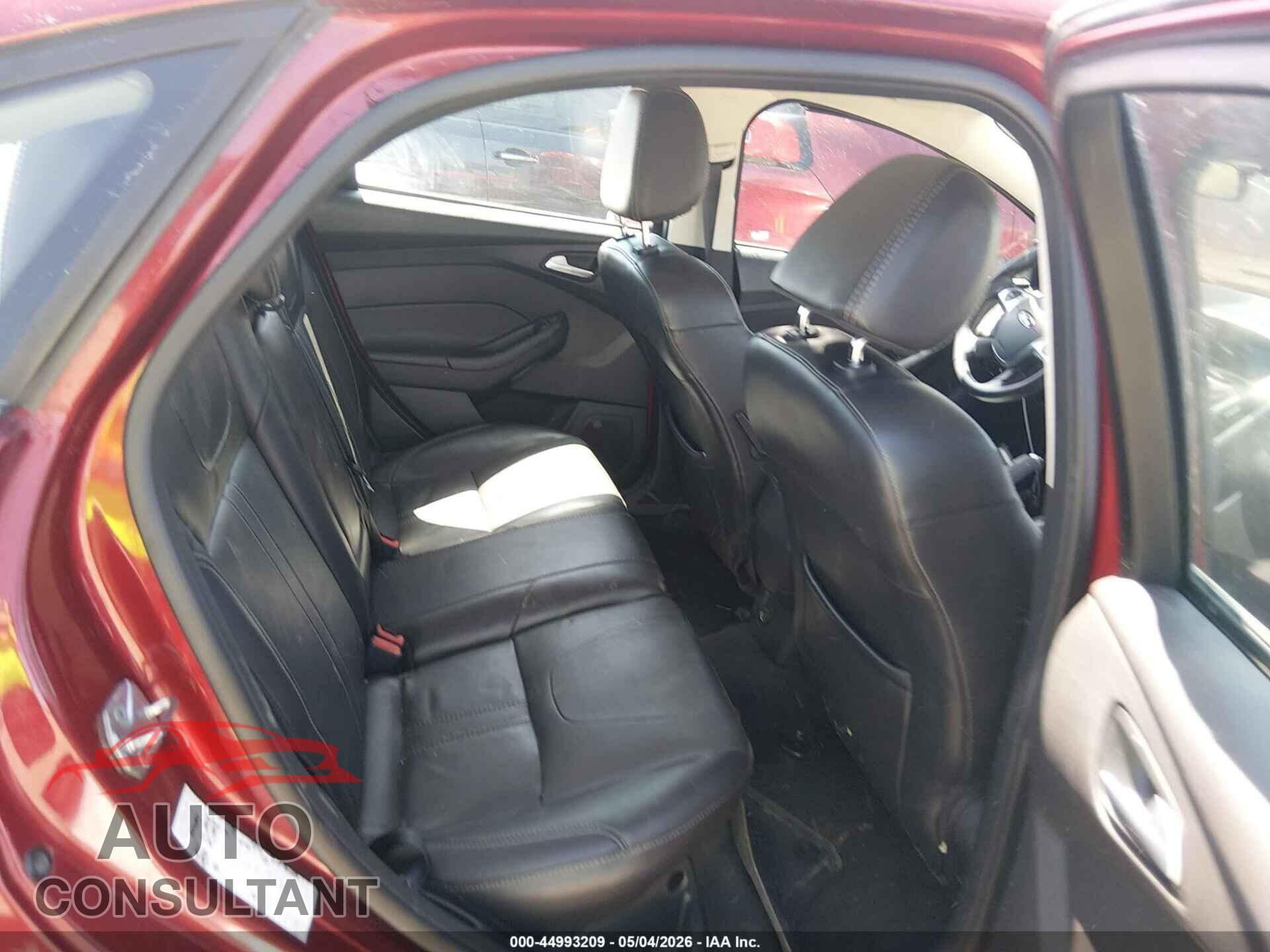 FORD FOCUS 2014 - 1FADP3F29EL444013