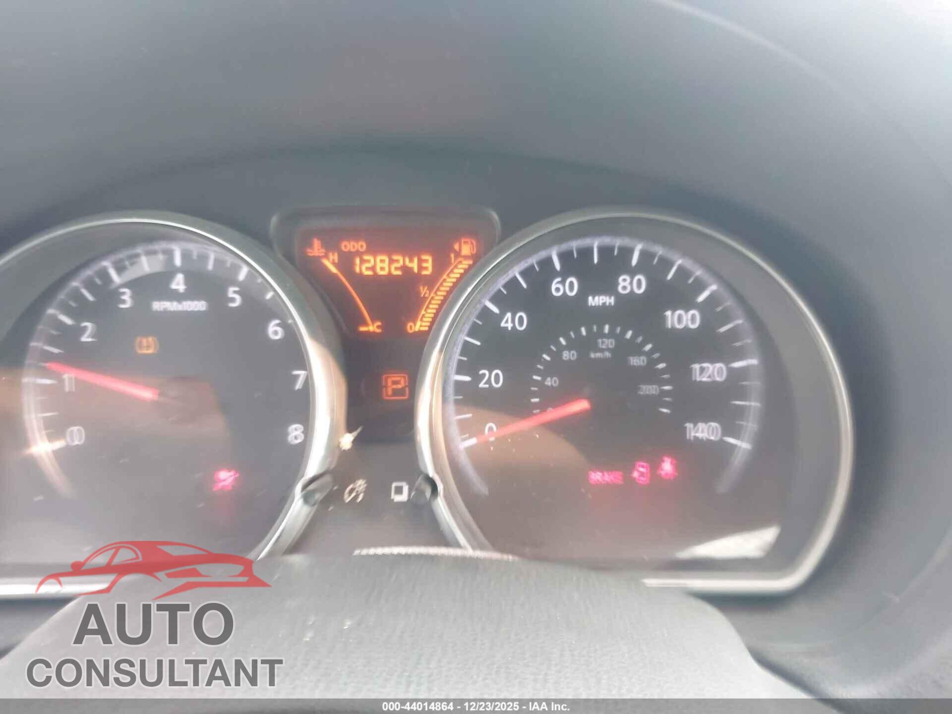NISSAN VERSA NOTE 2014 - 3N1CE2CP8EL433405