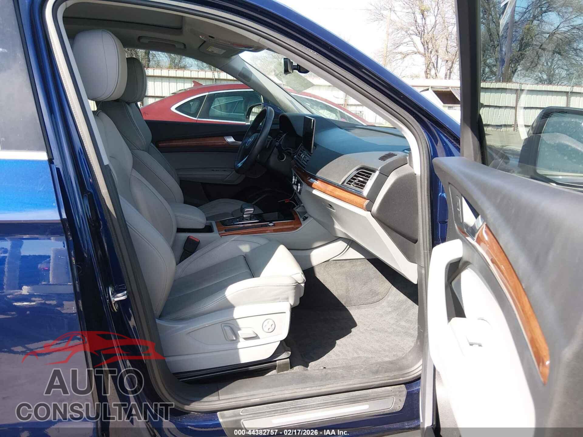 AUDI Q5 2021 - WA1CAAFY2M2008988