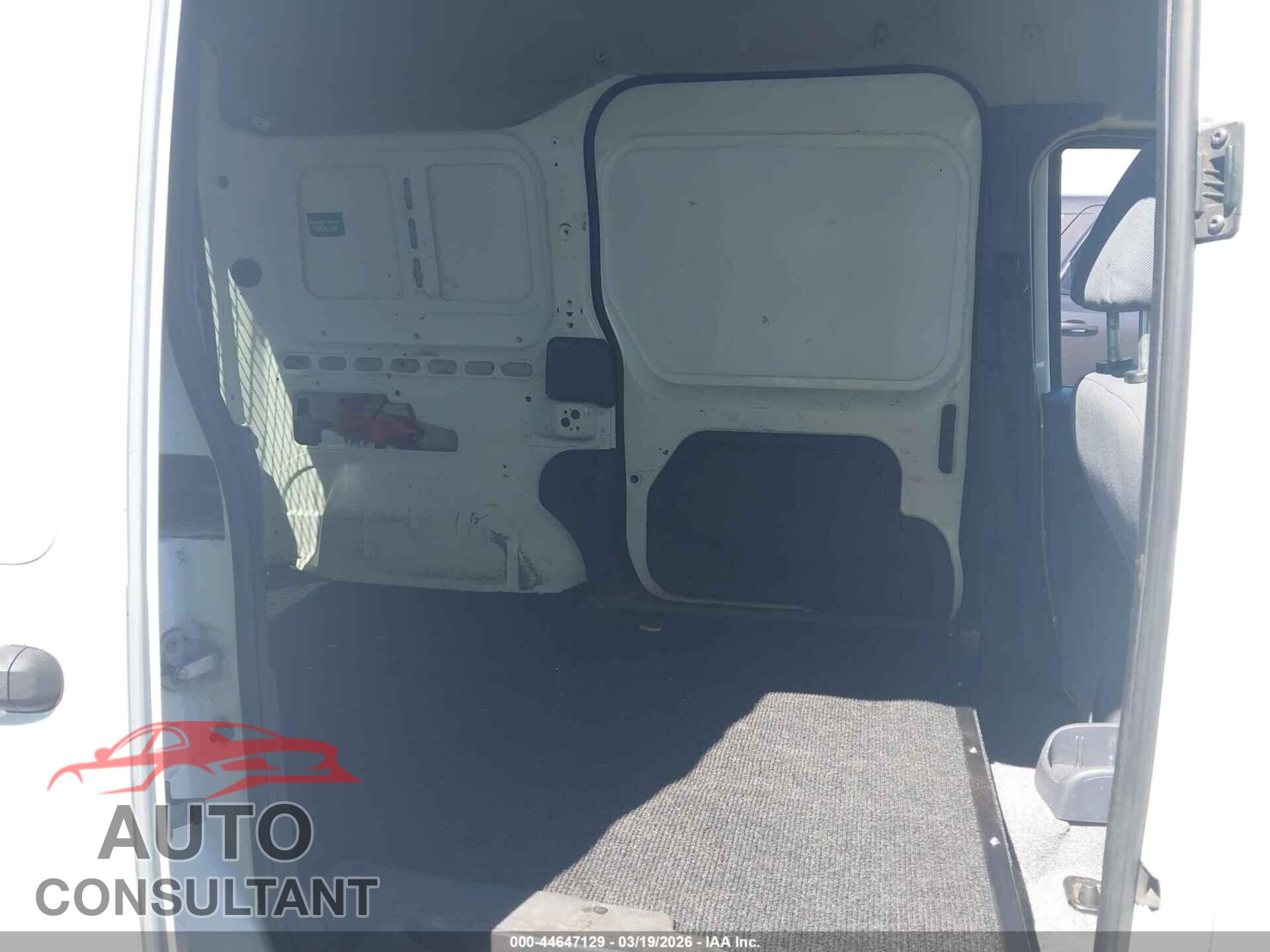 FORD TRANSIT CONNECT 2011 - NM0LS7DN5BT057895