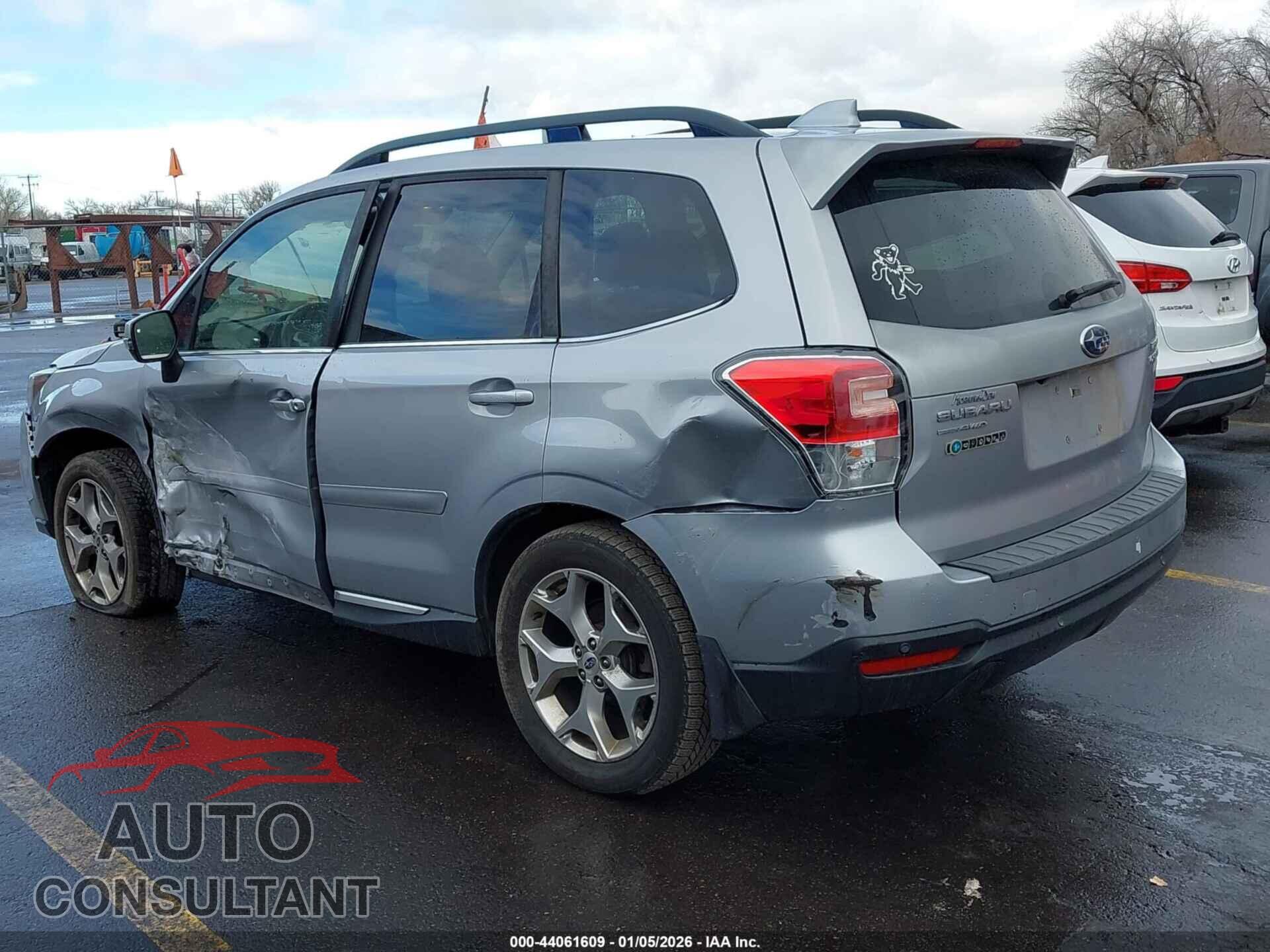 SUBARU FORESTER 2017 - JF2SJAWC9HH559512