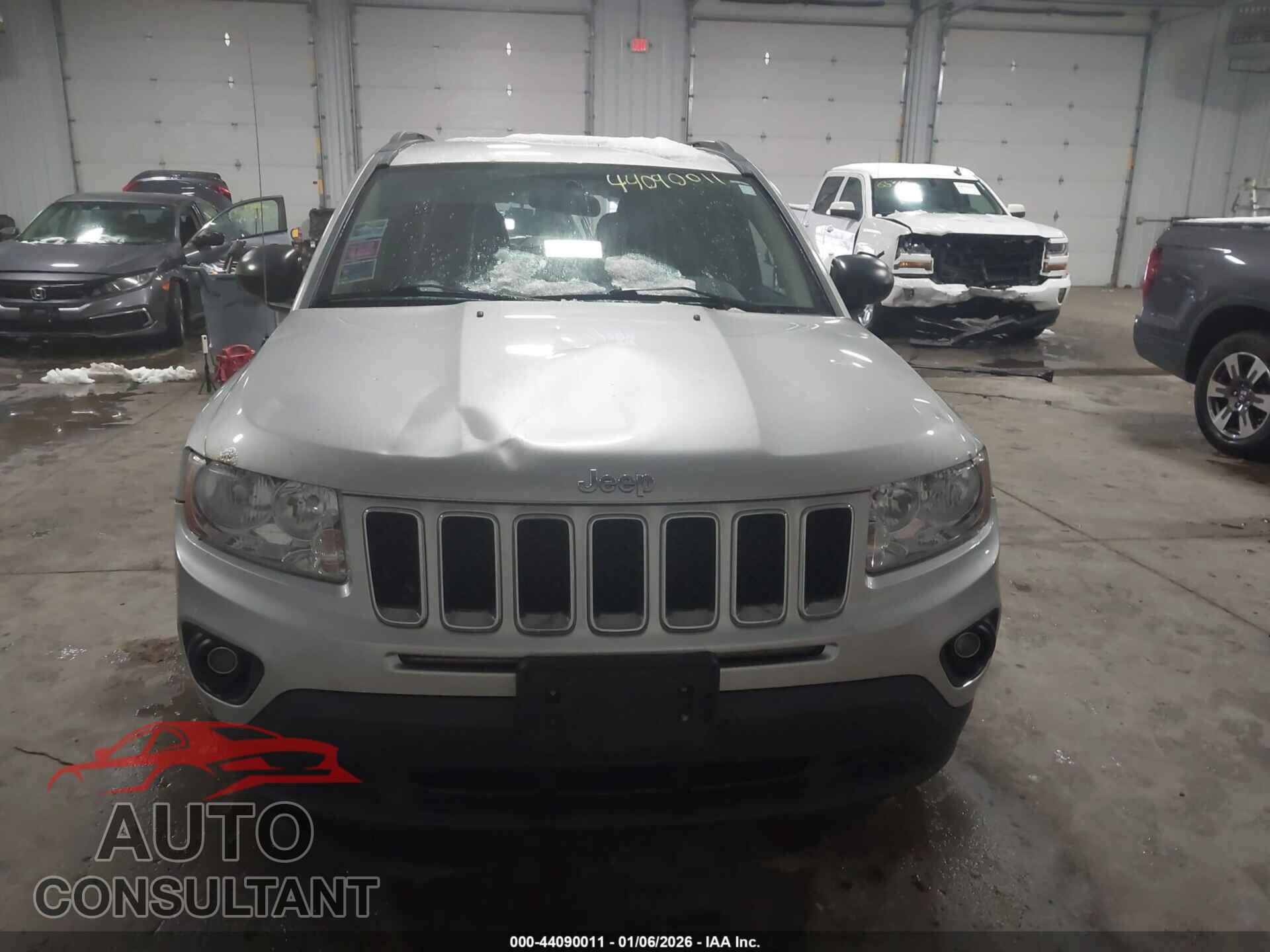 JEEP COMPASS 2011 - 1J4NF1FB7BD181994
