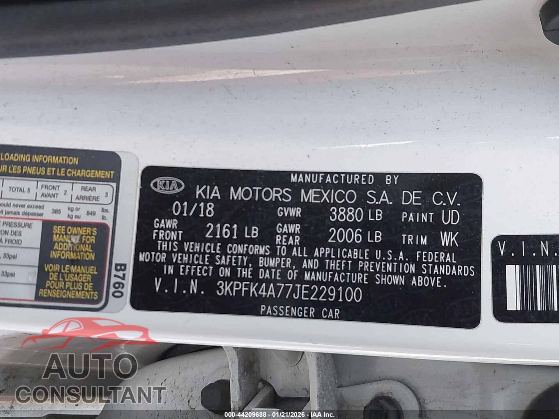 KIA FORTE 2018 - 3KPFK4A77JE229100