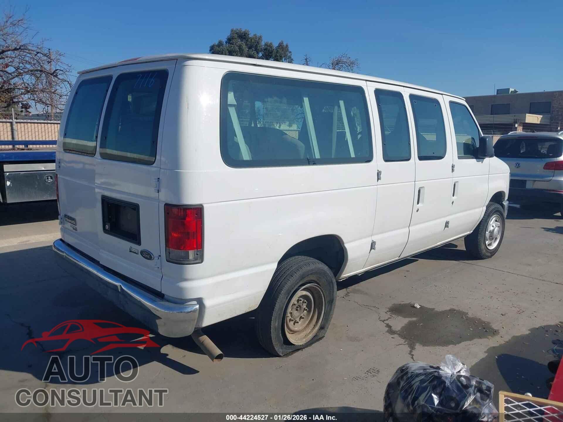 FORD E-350 SUPER DUTY 2014 - 1FBNE3BL0EDA77116
