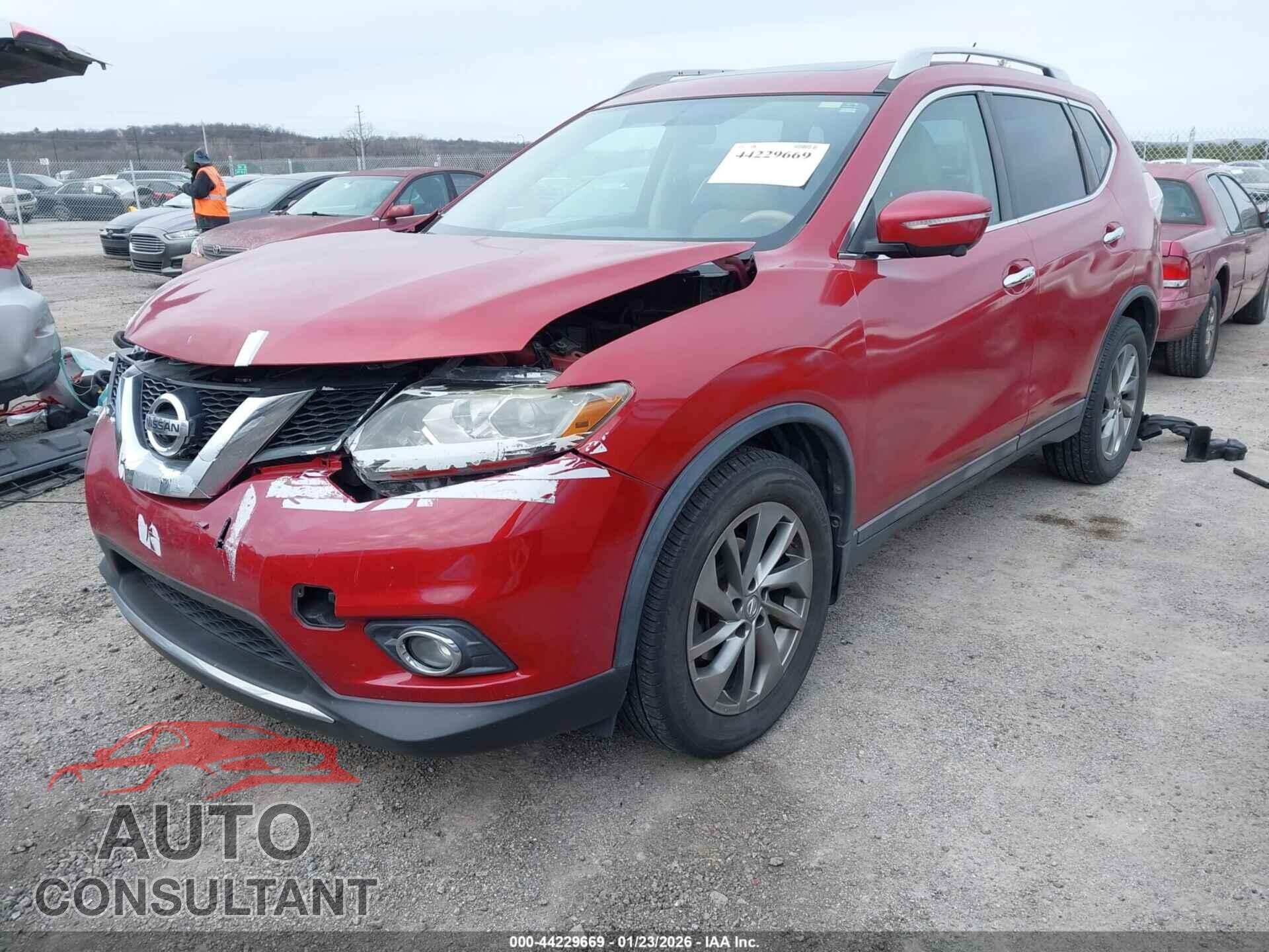 NISSAN ROGUE 2015 - 5N1AT2MT1FC904065