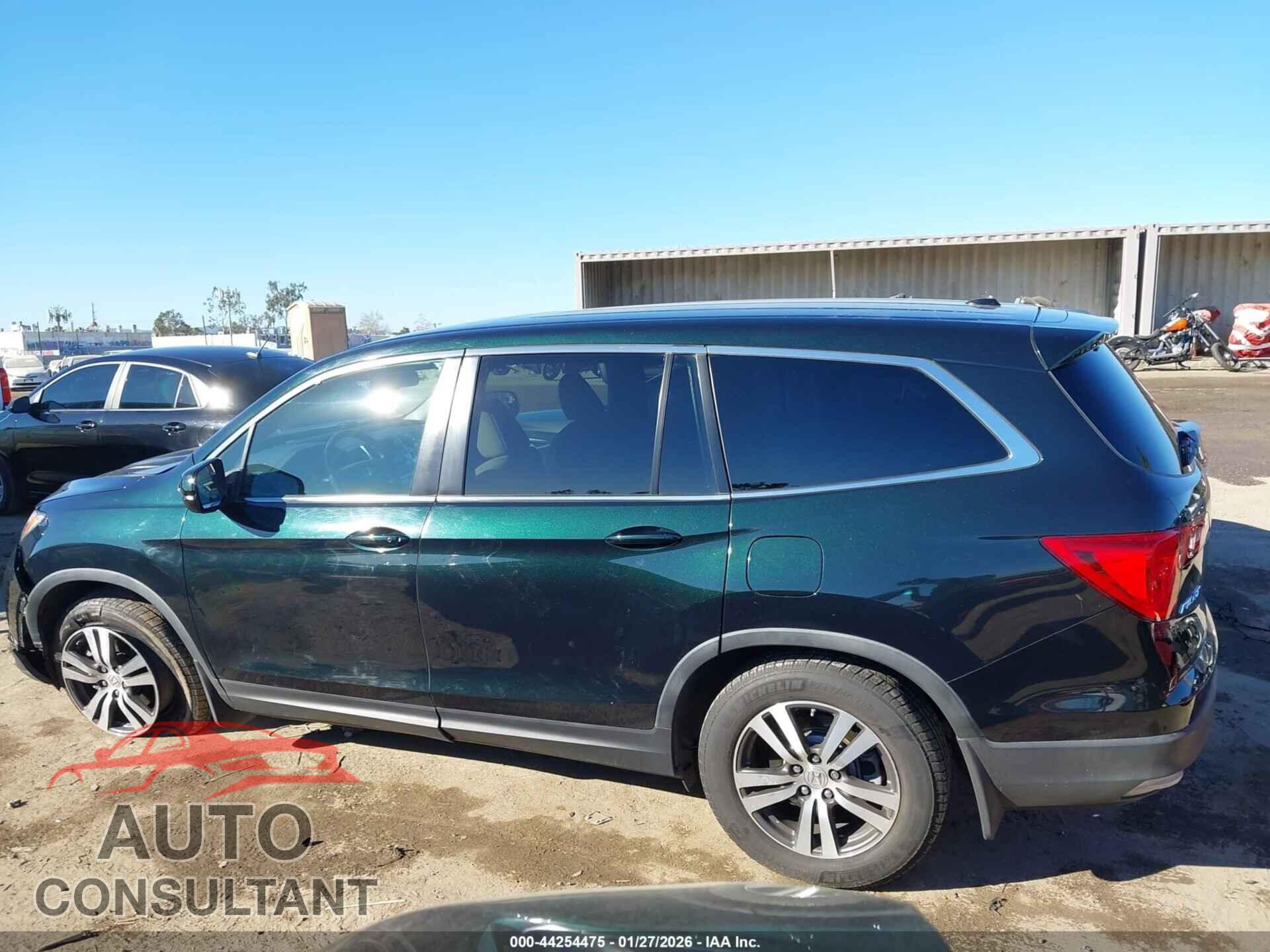 HONDA PILOT 2016 - 5FNYF5H53GB008636