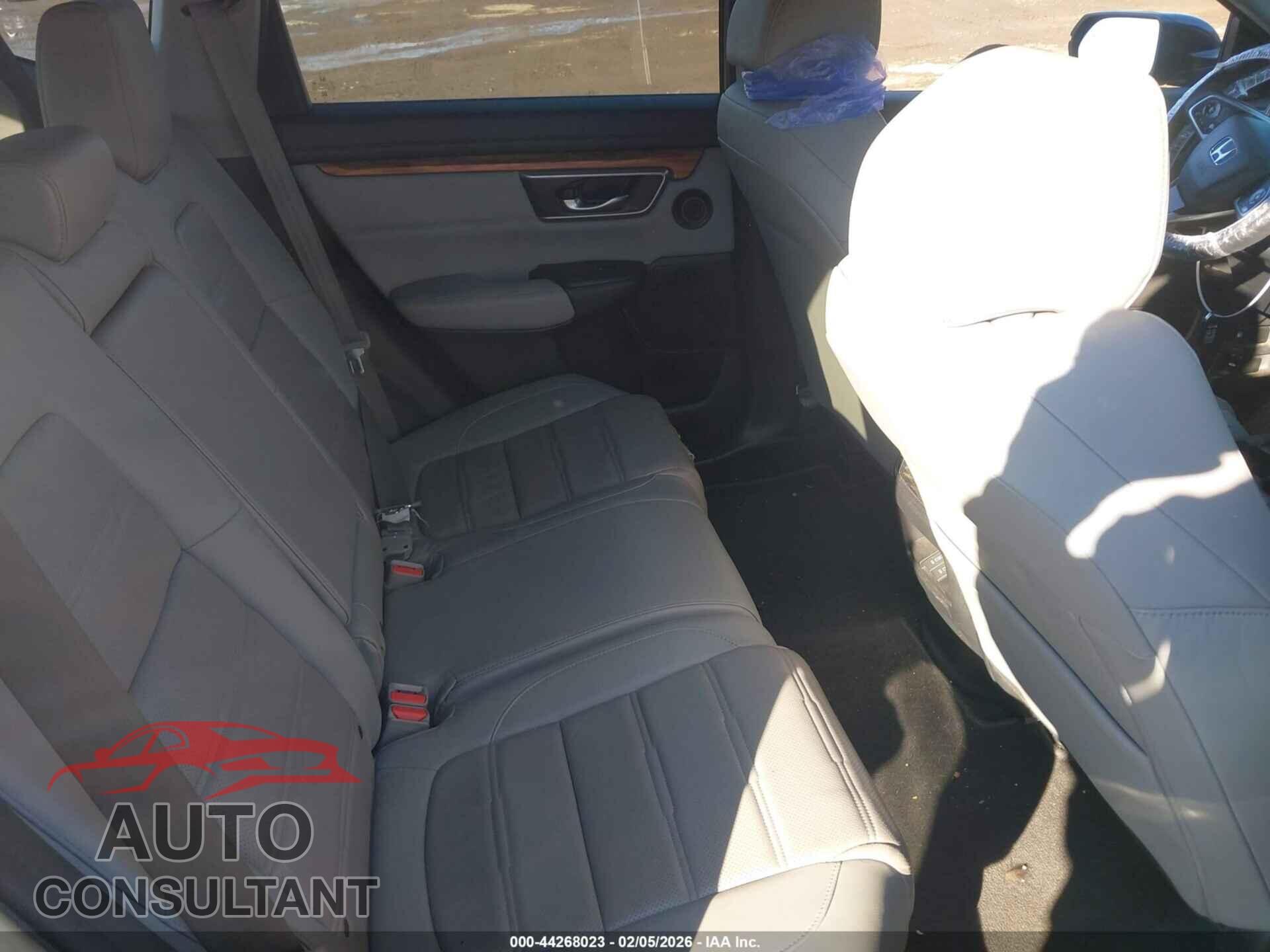 HONDA CR-V 2018 - 7FARW2H91JE066228