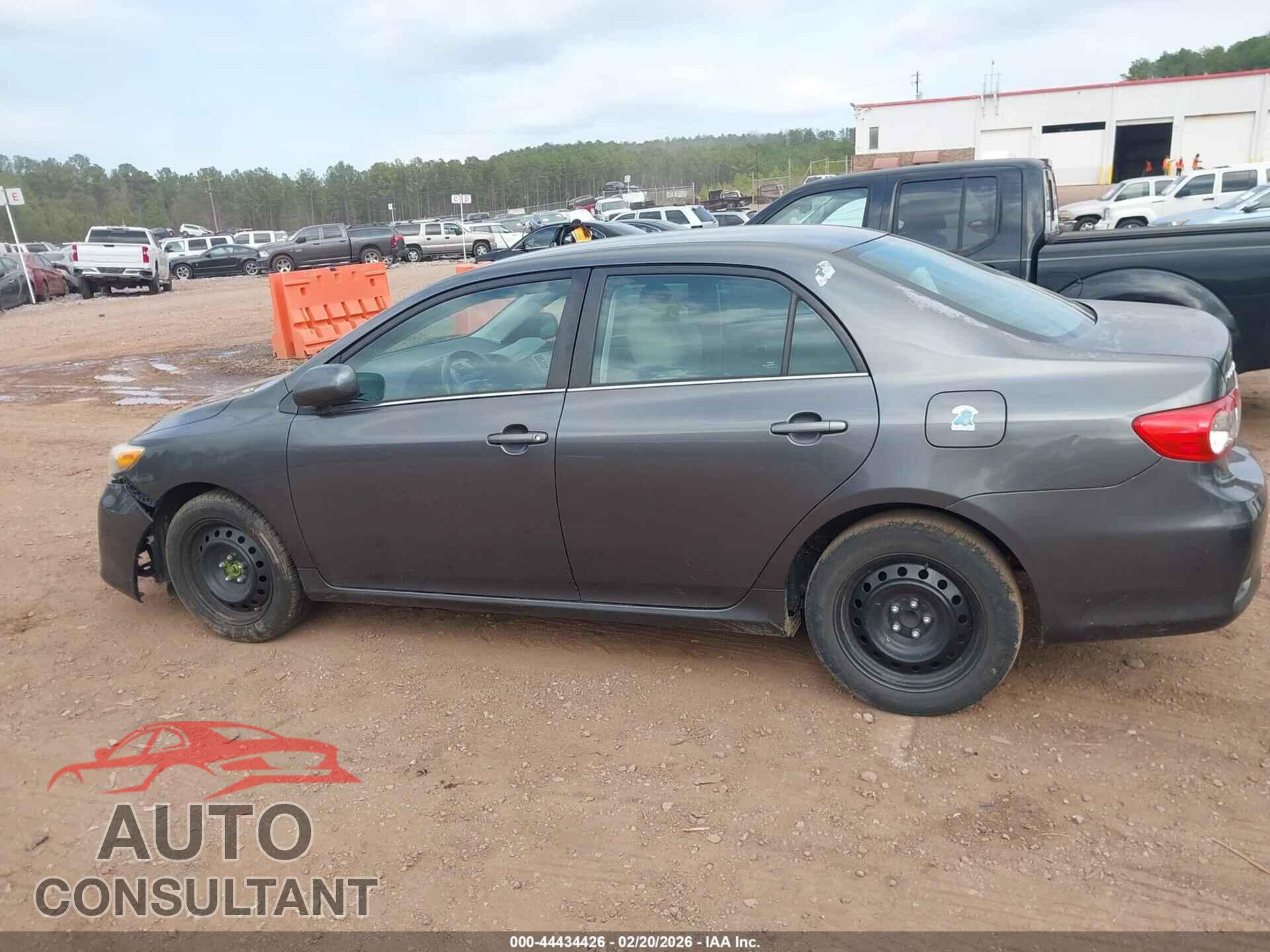 TOYOTA COROLLA 2013 - 5YFBU4EEXDP187686