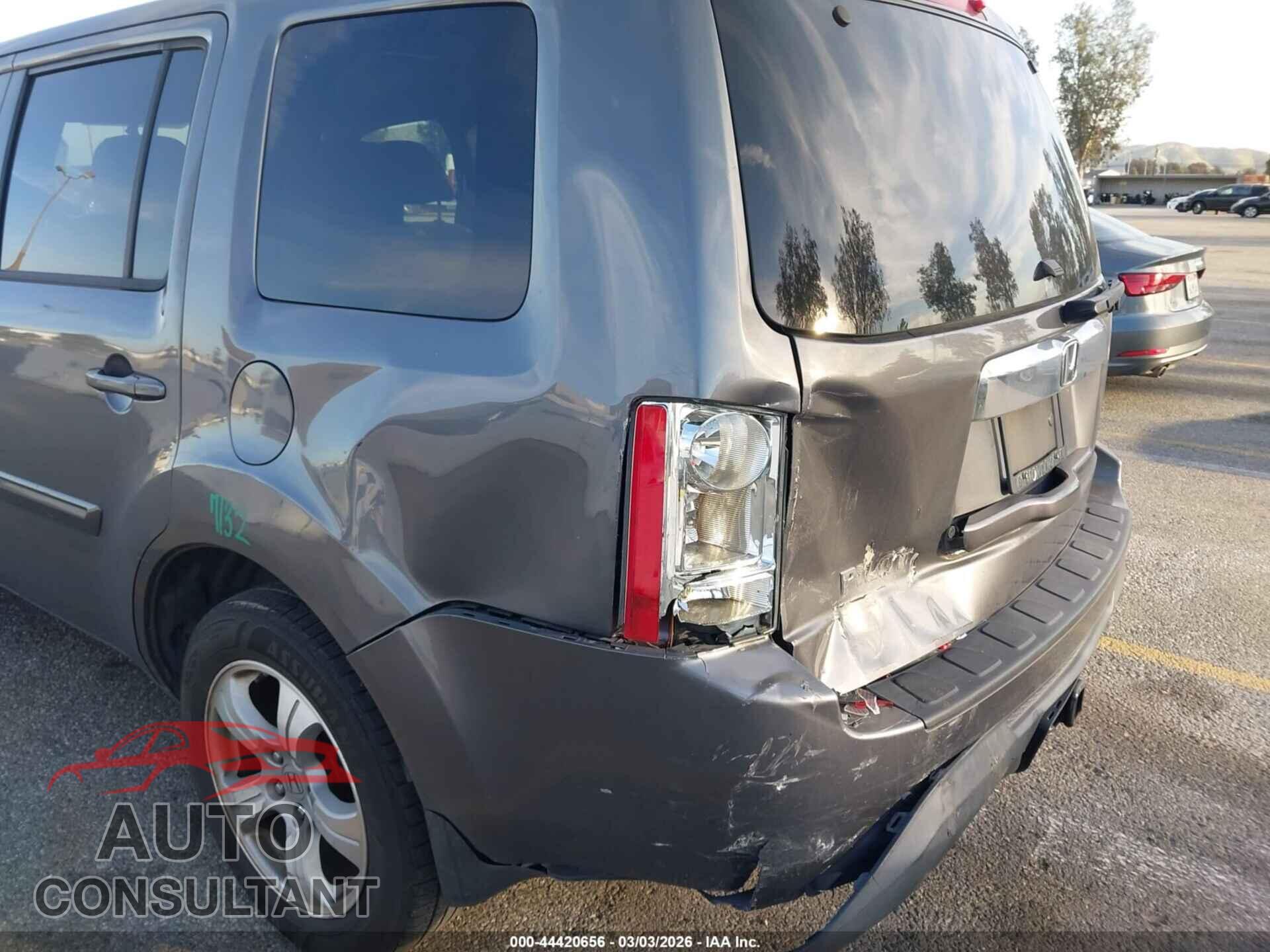 HONDA PILOT 2014 - 5FNYF3H43EB005132