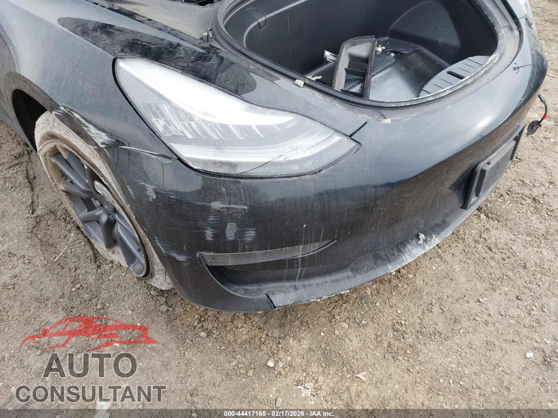 TESLA MODEL 3 2018 - 5YJ3E1EA8JF016150