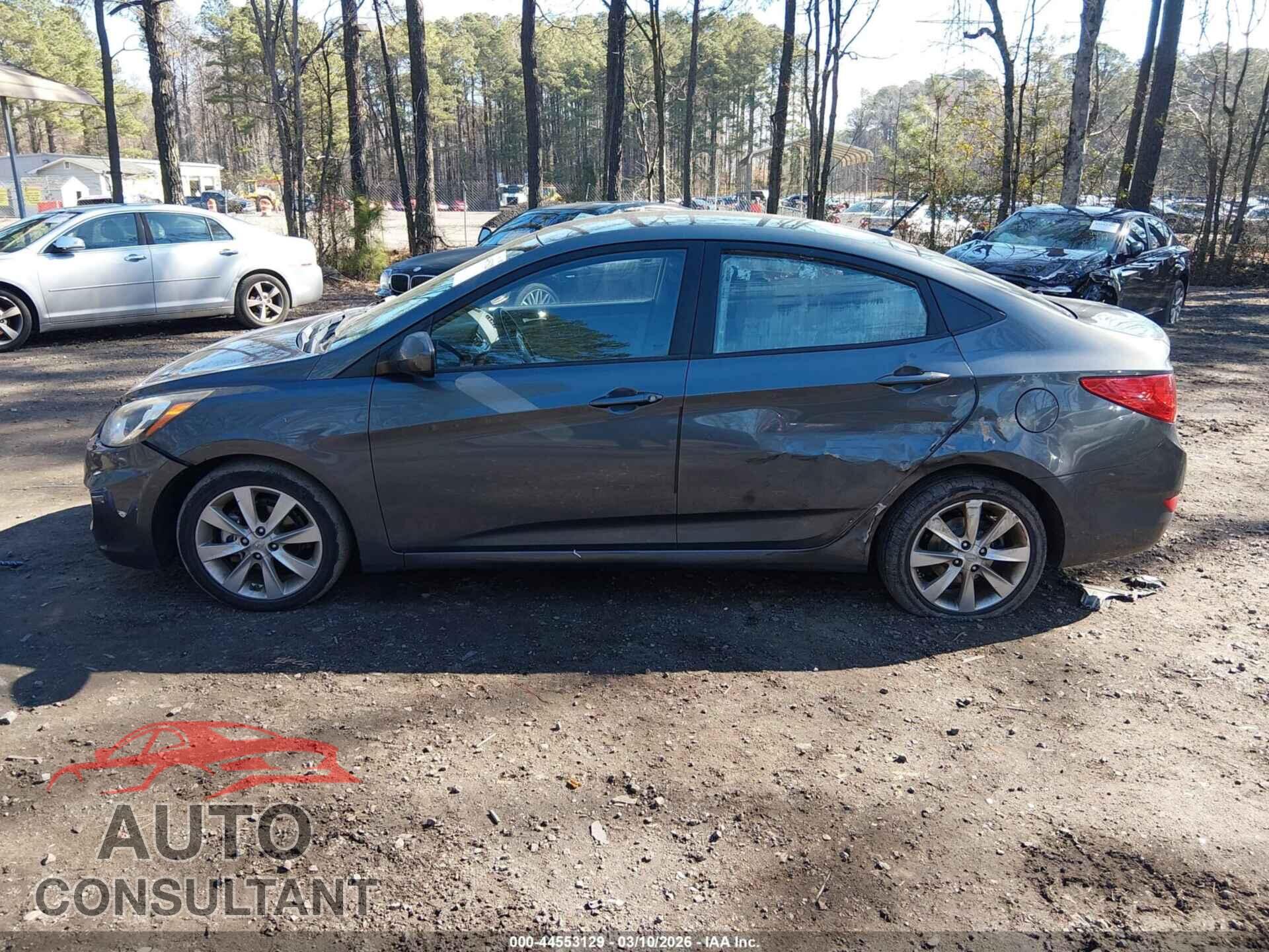 HYUNDAI ACCENT 2012 - KMHCU4AE6CU136080