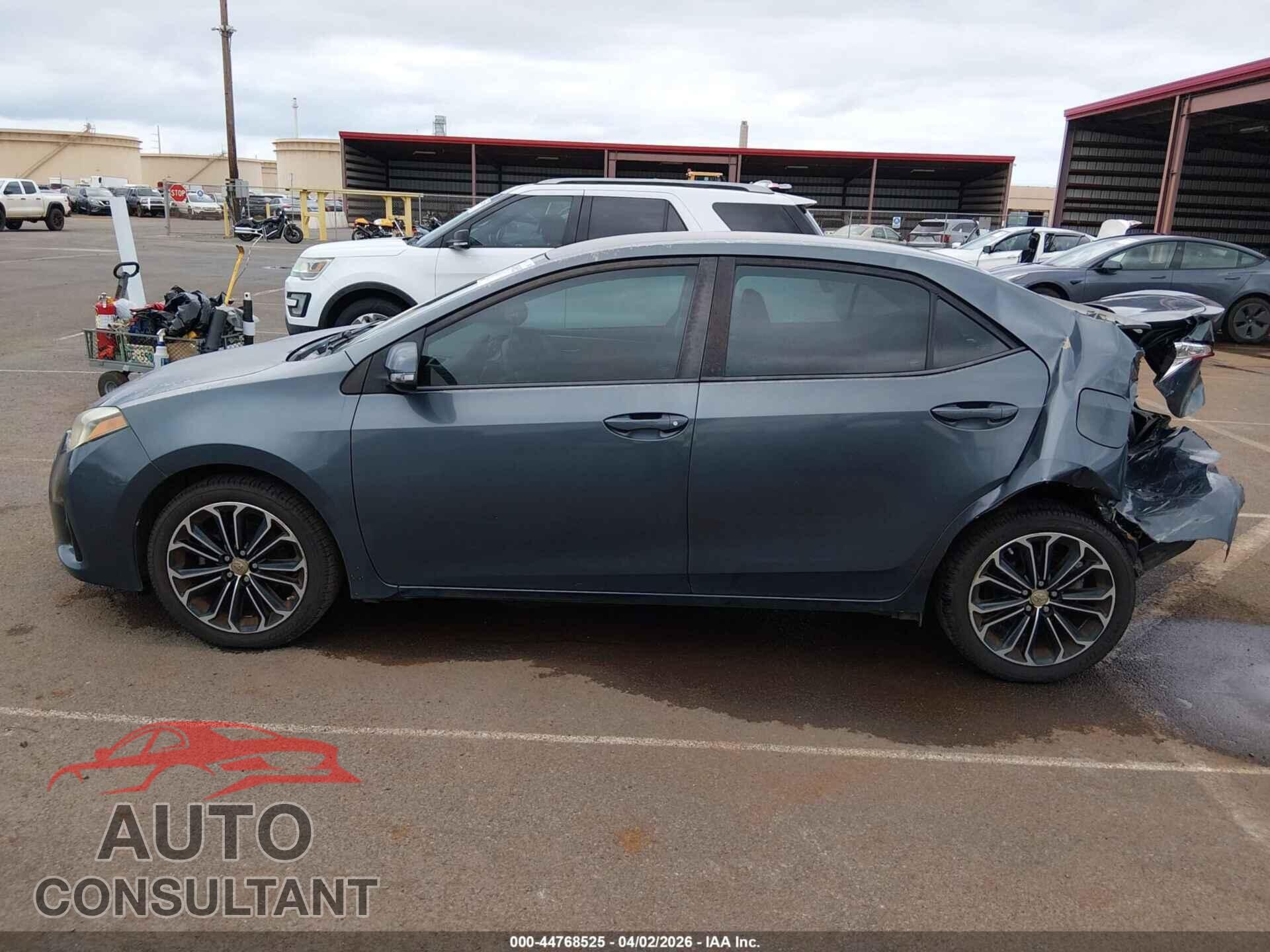 TOYOTA COROLLA 2015 - 5YFBURHE3FP293053