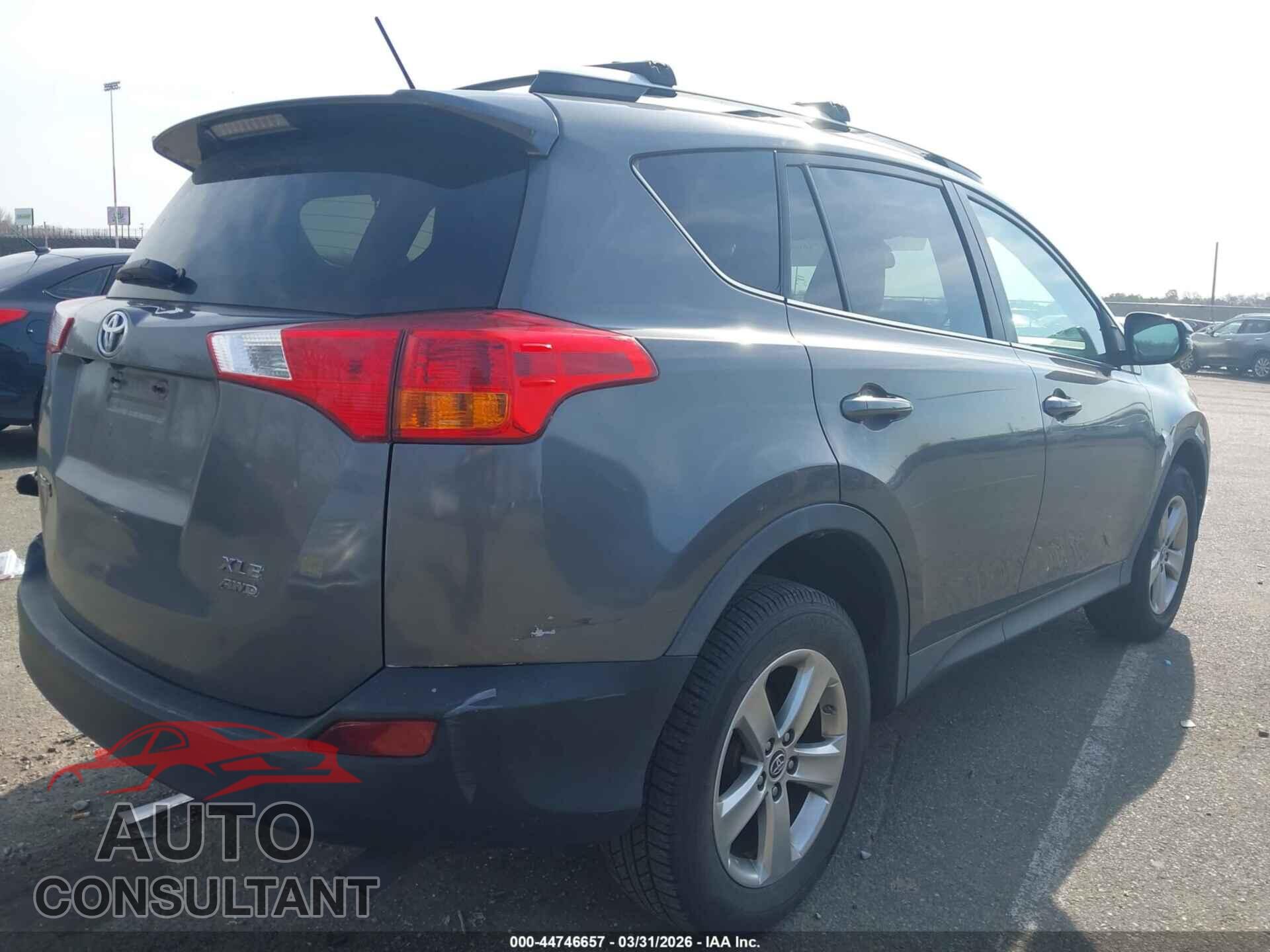 TOYOTA RAV4 2015 - 2T3RFREV5FW288357