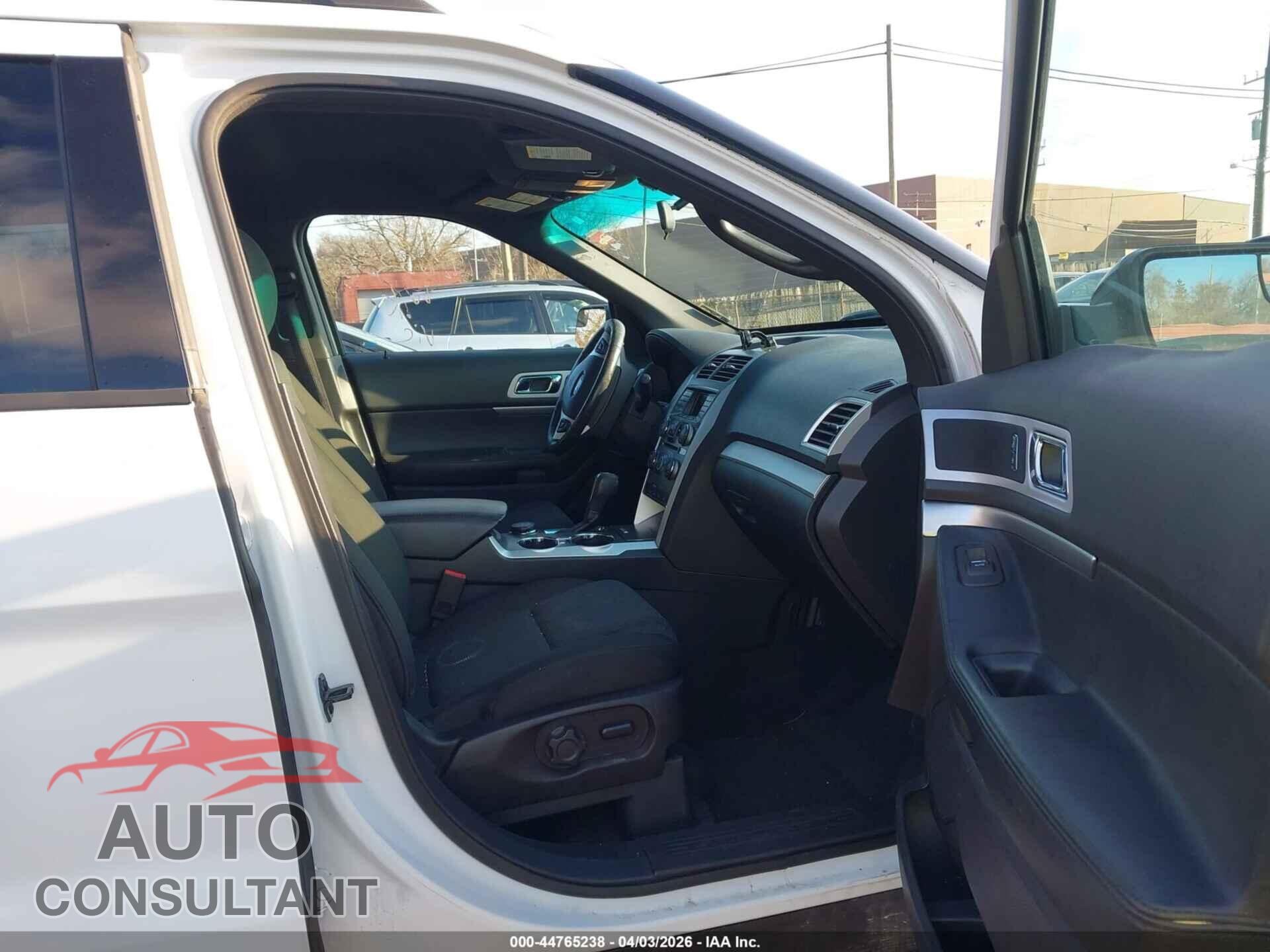 FORD EXPLORER 2015 - 1FM5K8D80FGA39777