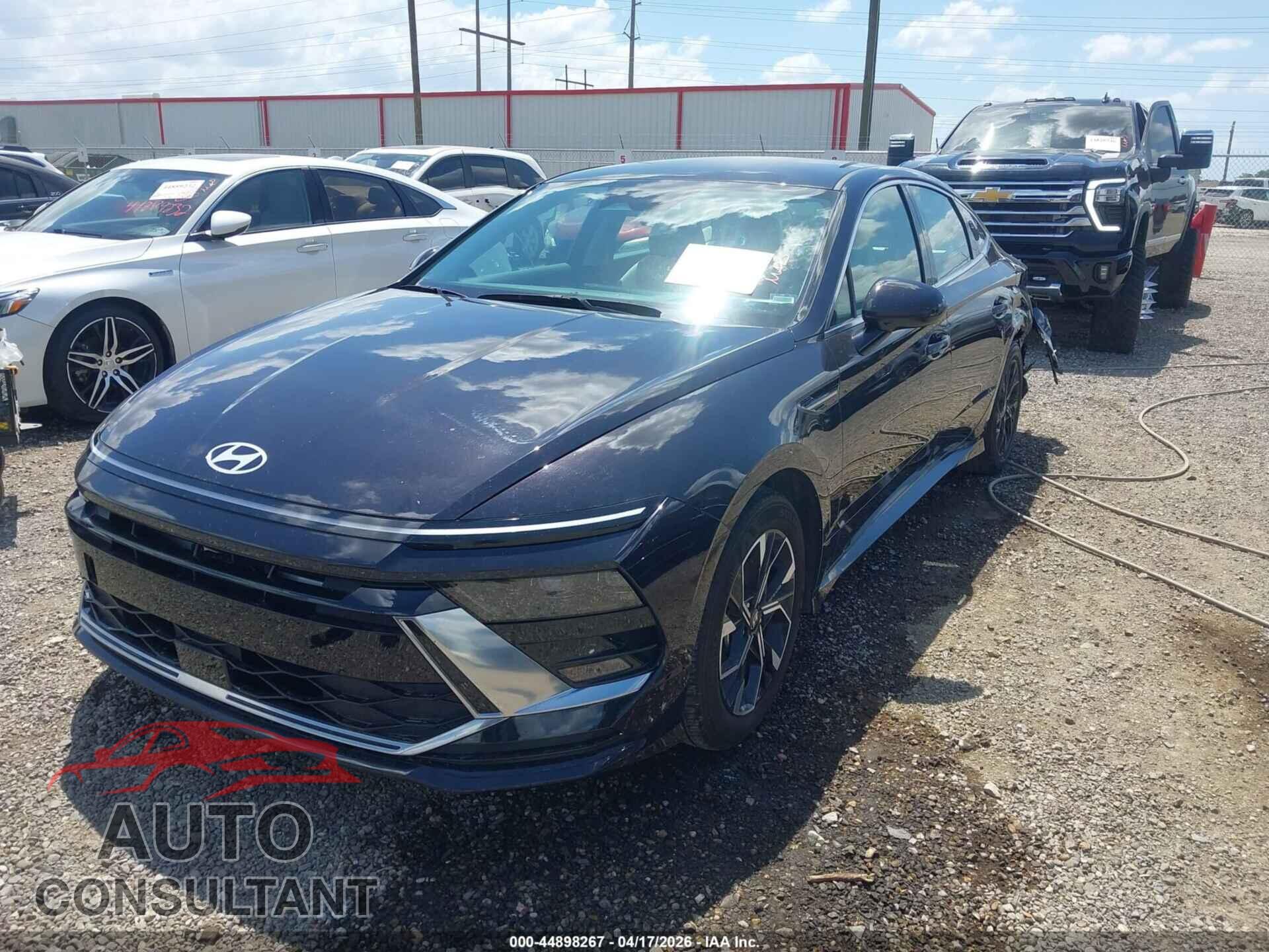 HYUNDAI SONATA 2025 - KMHL64JA2SA511437