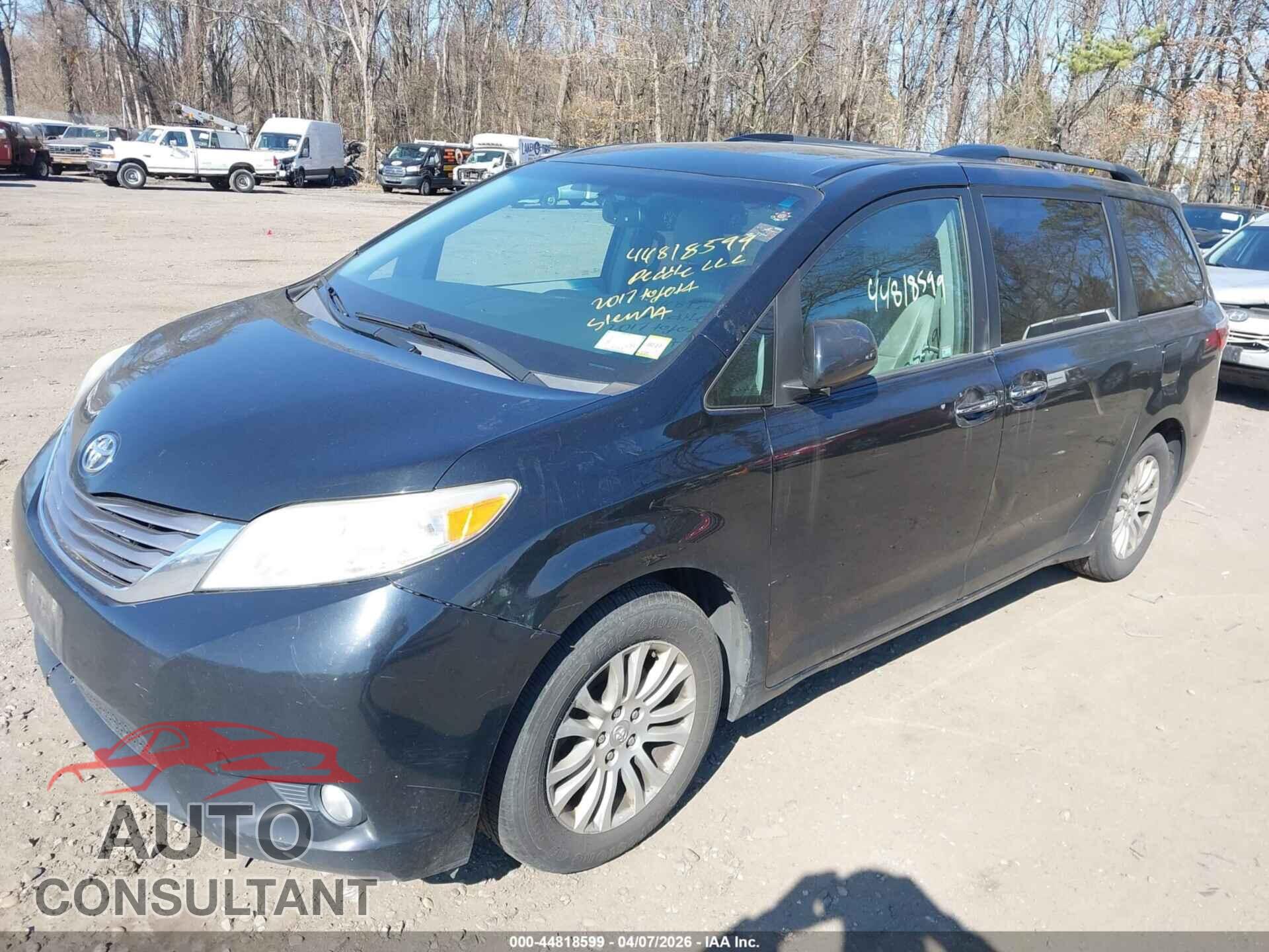 TOYOTA SIENNA 2017 - 5TDYZ3DC3HS799733