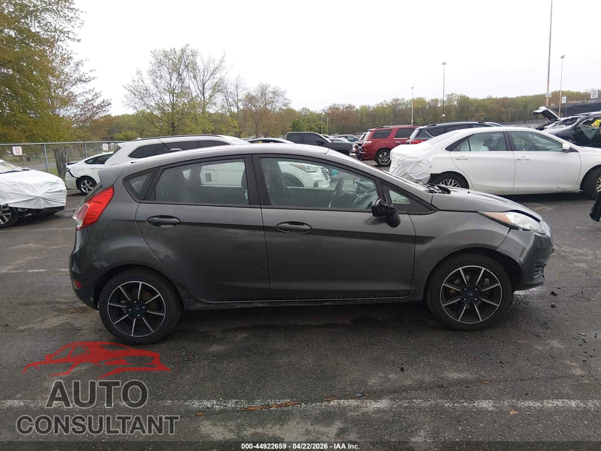 FORD FIESTA 2017 - 3FADP4EJ8HM136770