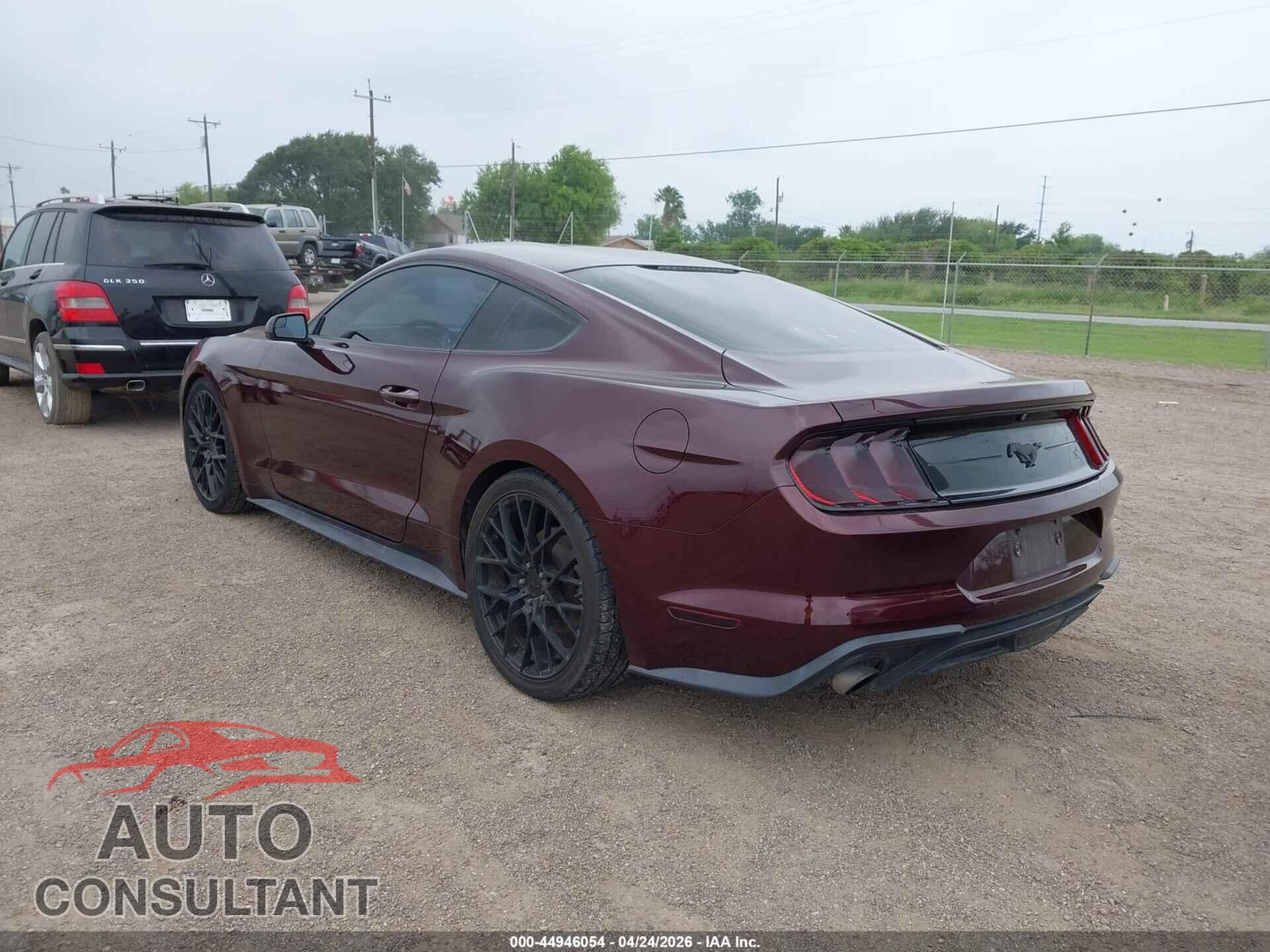 FORD MUSTANG 2018 - 1FA6P8TH2J5123587
