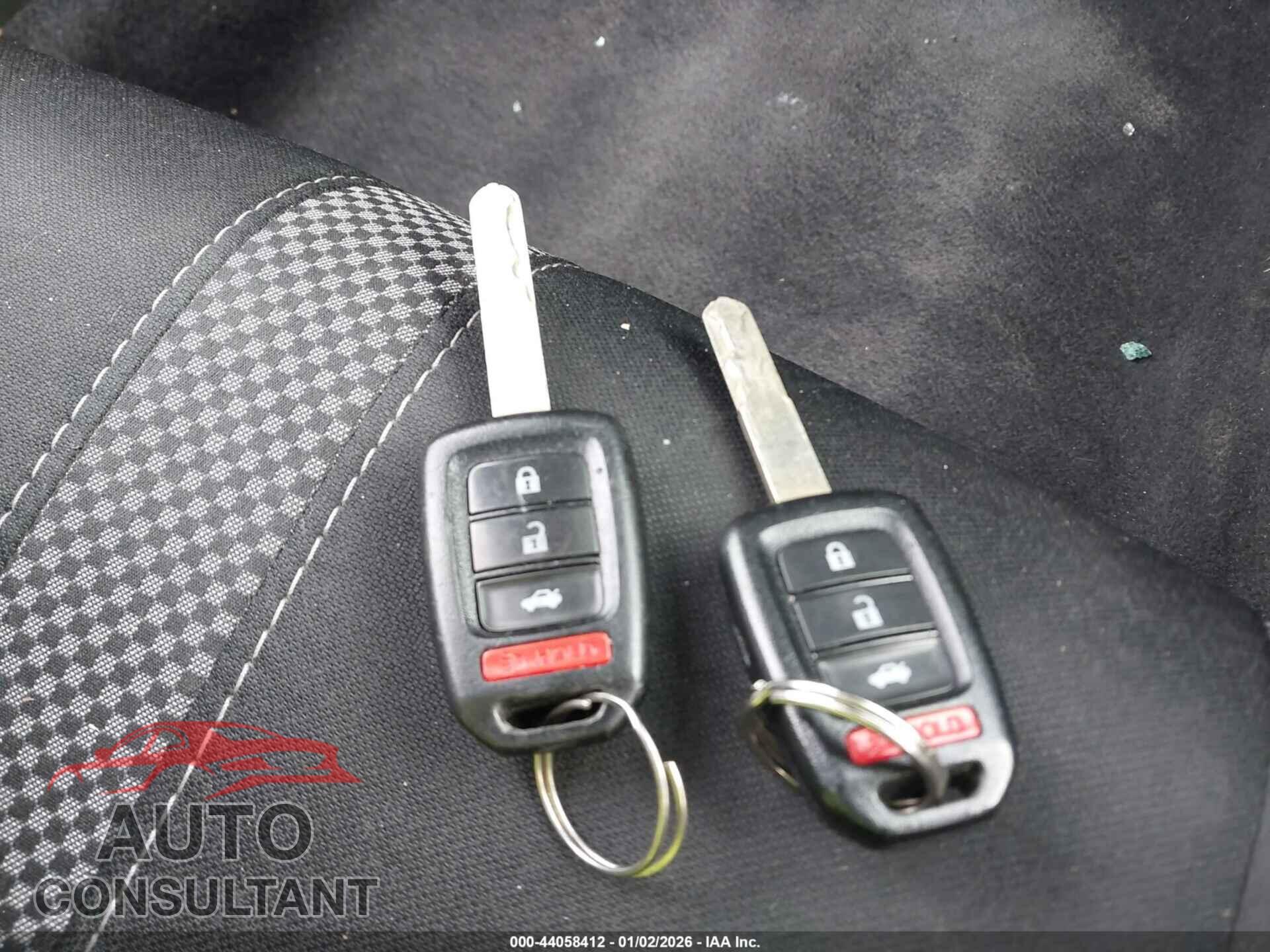 HONDA CIVIC 2019 - 19XFC2F67KE023357
