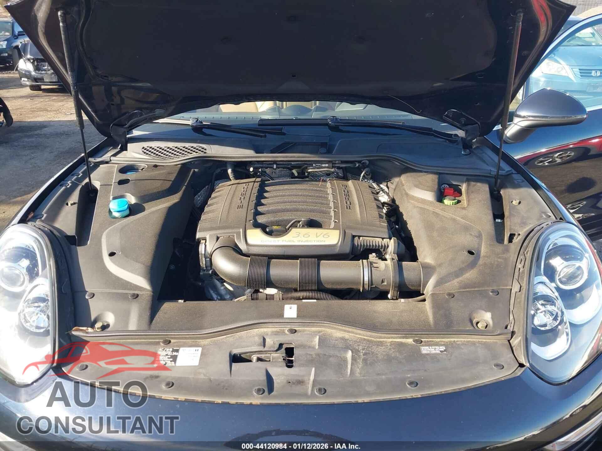PORSCHE CAYENNE 2016 - WP1AA2A25GLA10088