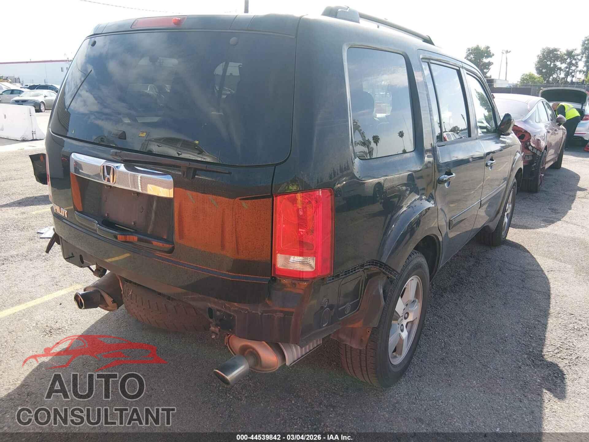HONDA PILOT 2009 - 5FNYF38579B006220