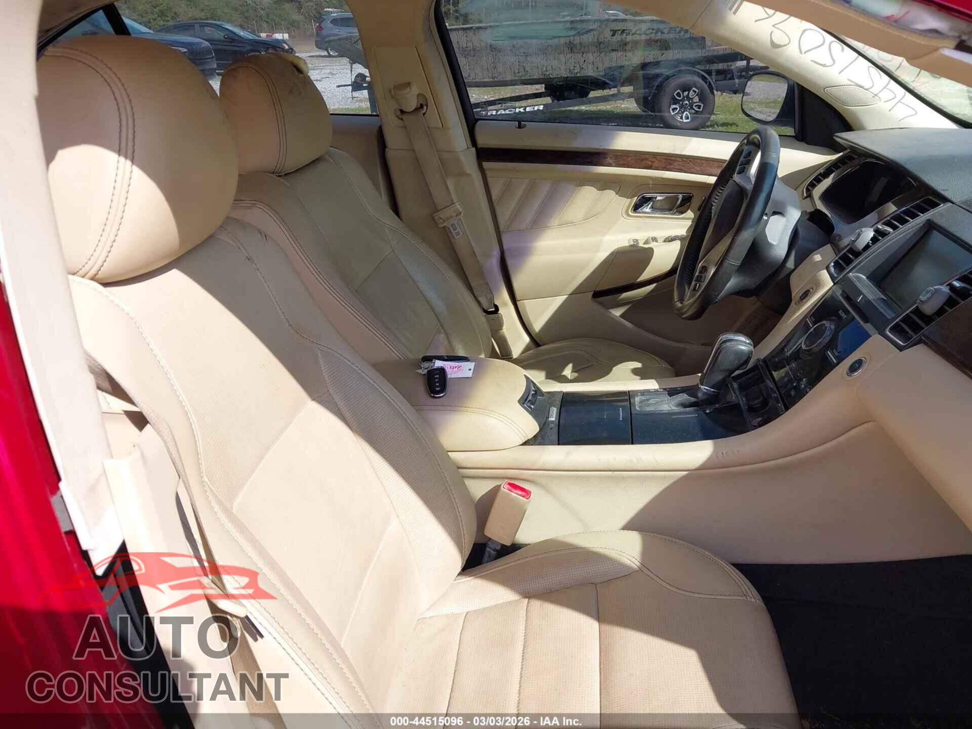 FORD TAURUS 2015 - 1FAHP2F85FG199043