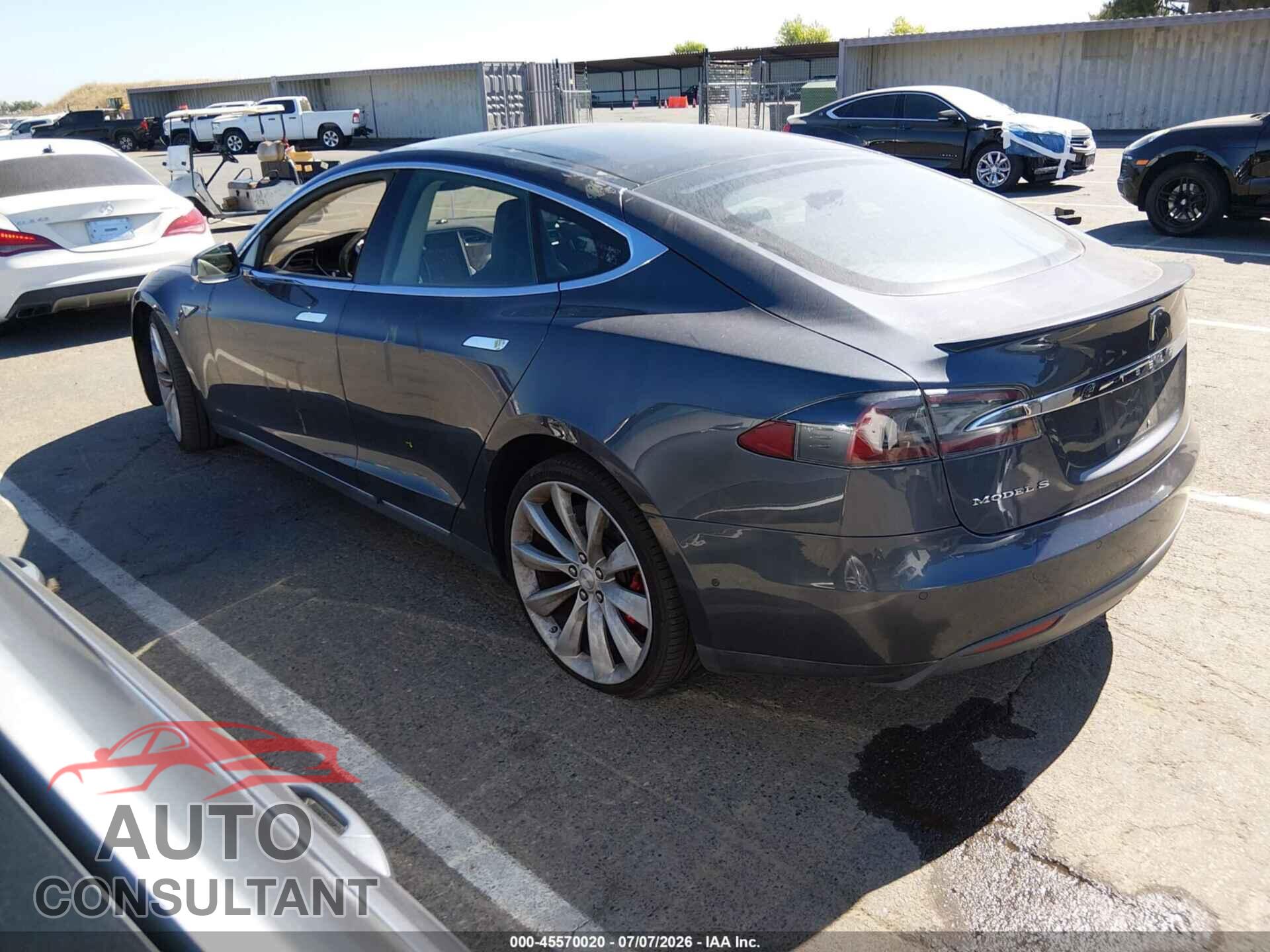 TESLA MODEL S 2015 - 5YJSA1H47FF083990
