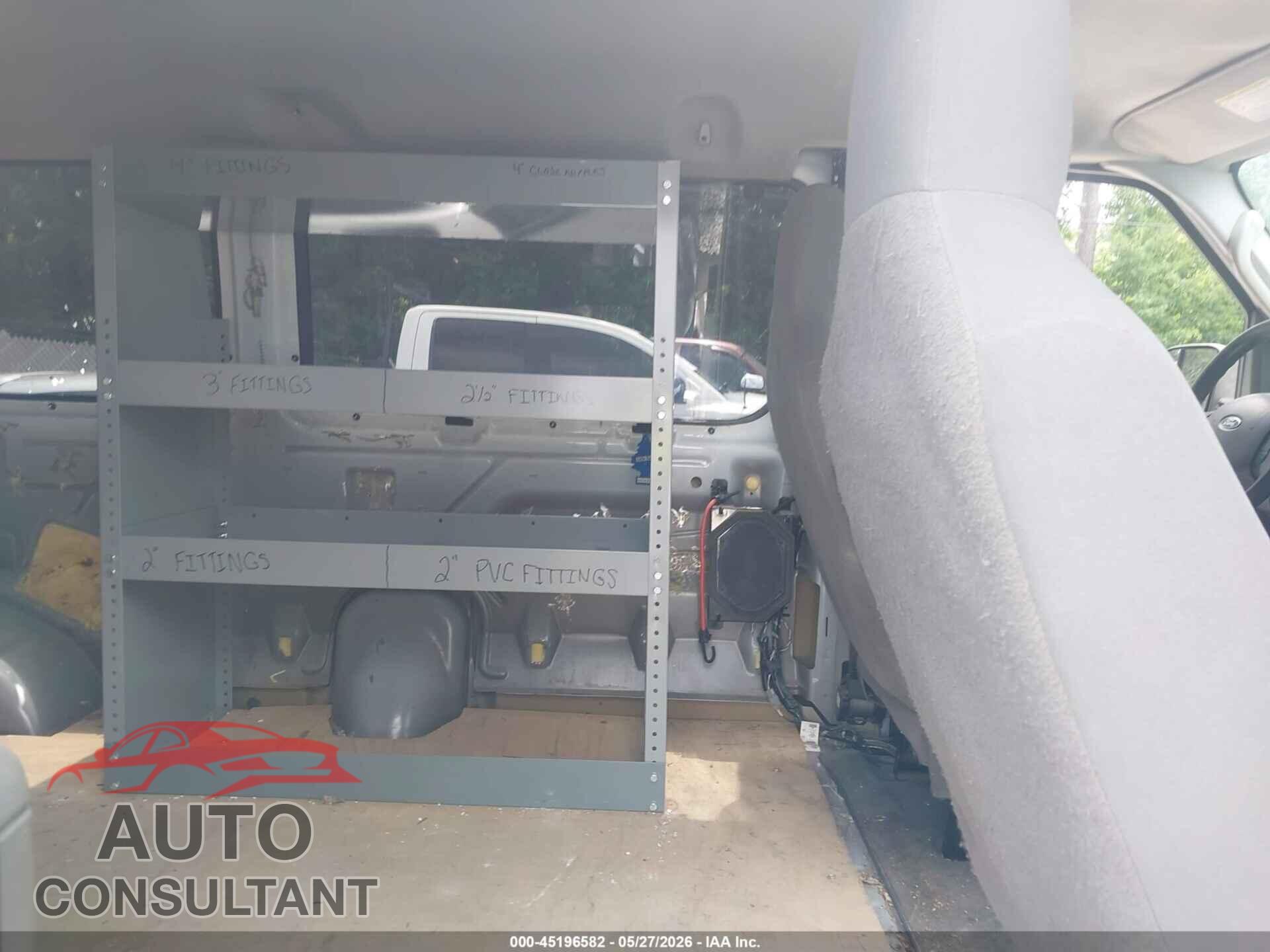 FORD E-350 SUPER DUTY 2012 - 1FBSS3BL1CDA10467