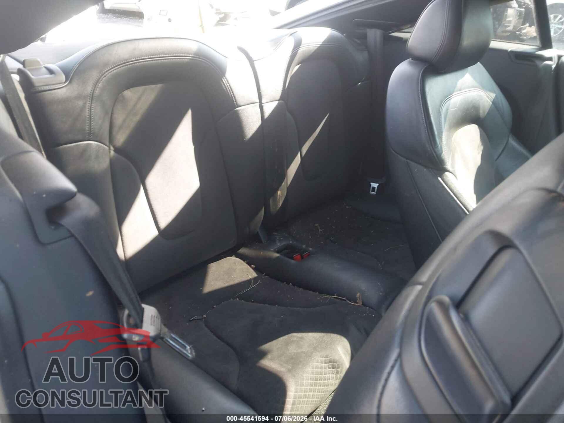 AUDI TT 2012 - TRUBFAFK5C1021663