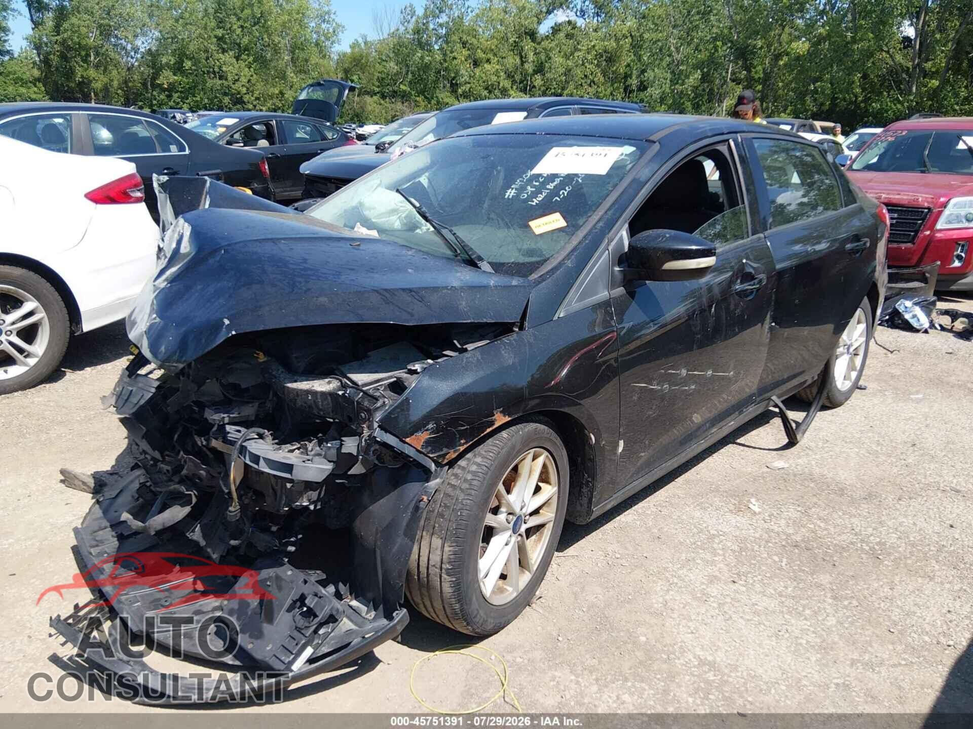 FORD FOCUS 2015 - 1FADP3F20FL239973