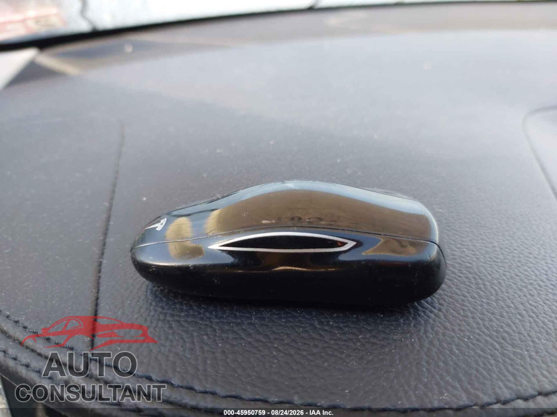 TESLA MODEL S 2013 - 5YJSA1DN9DFP15402