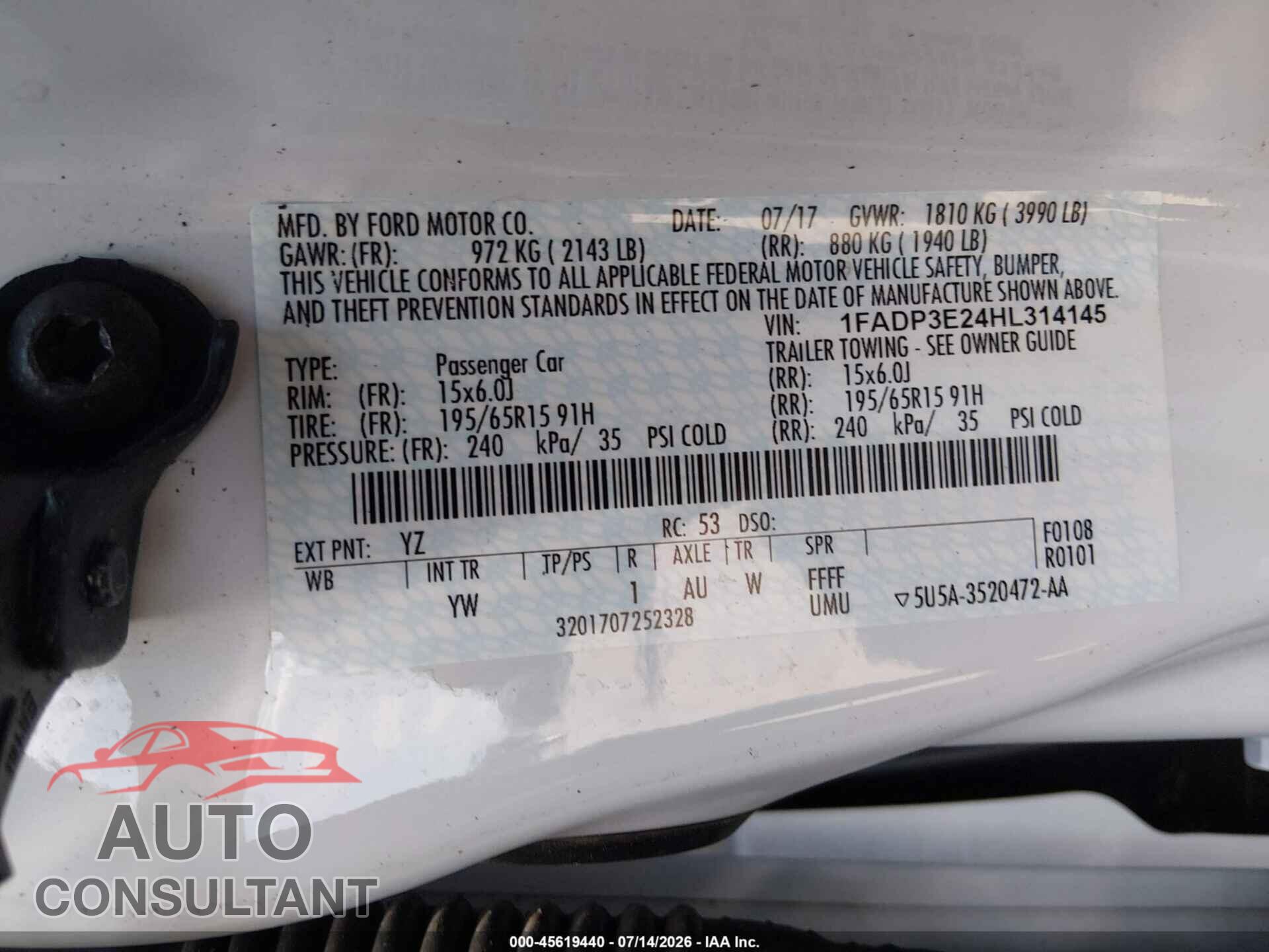FORD FOCUS 2017 - 1FADP3E24HL314145
