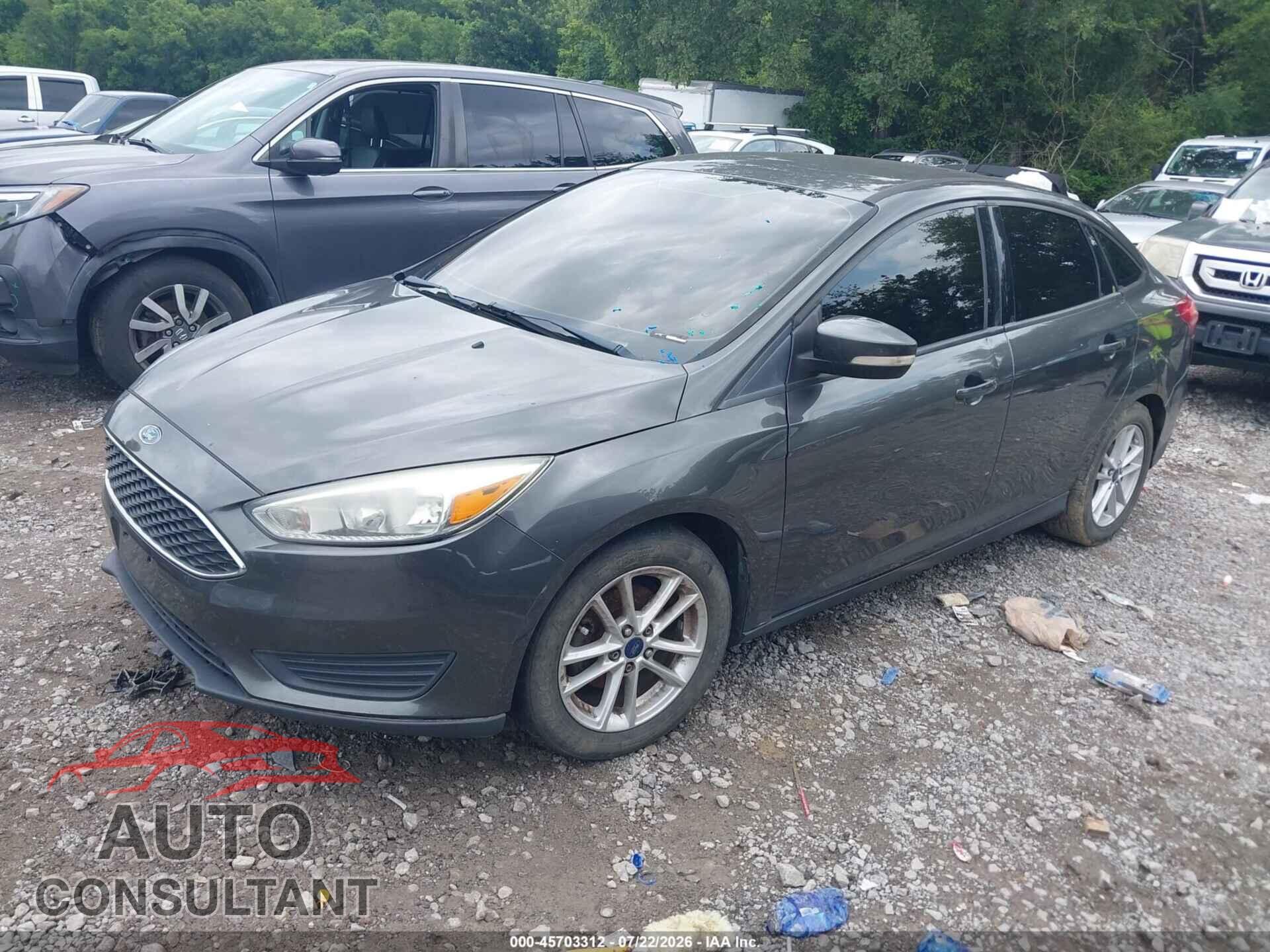 FORD FOCUS 2015 - 1FADP3F22FL233527