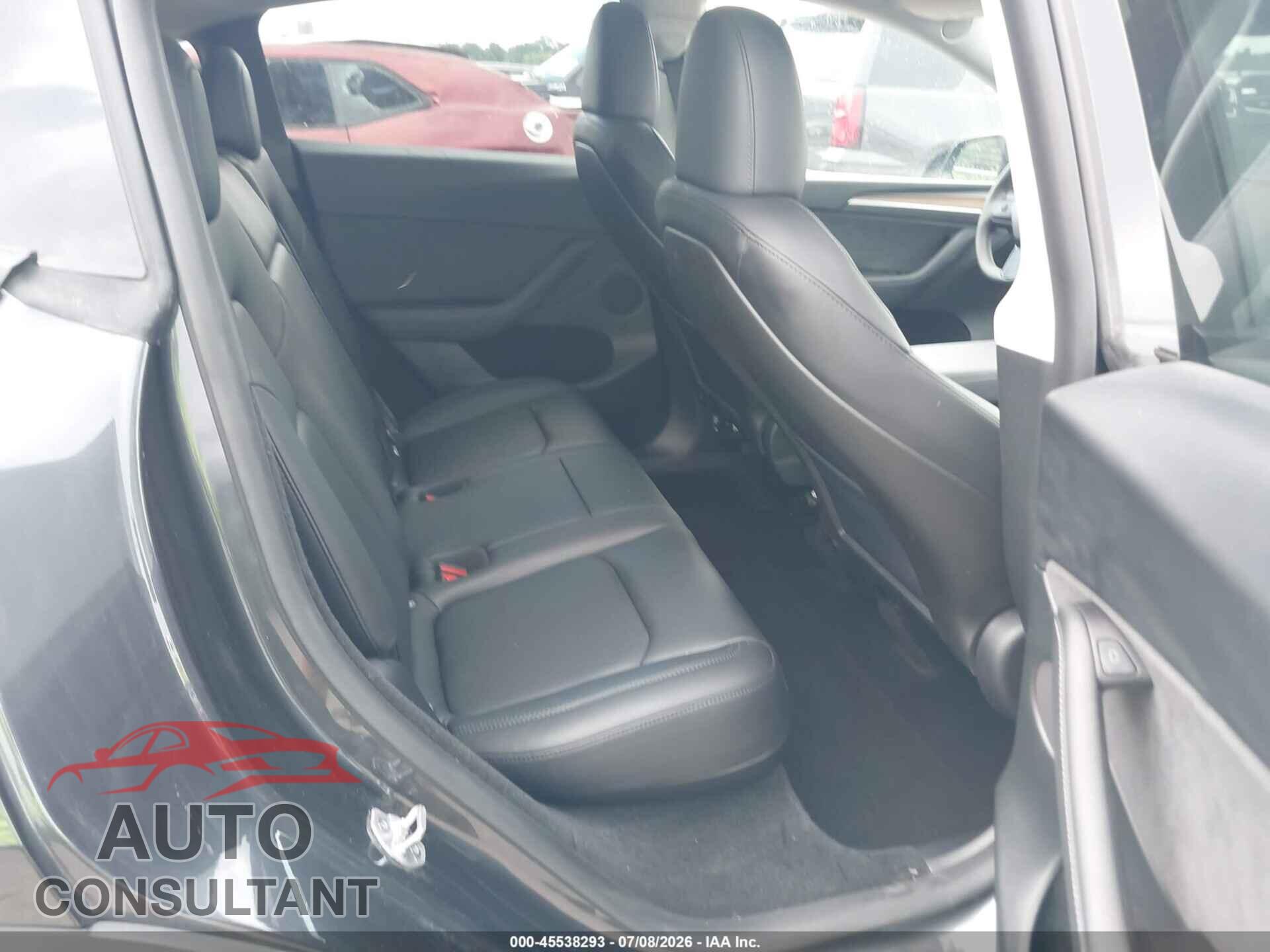 TESLA MODEL Y 2024 - 7SAYGDED1RF123809