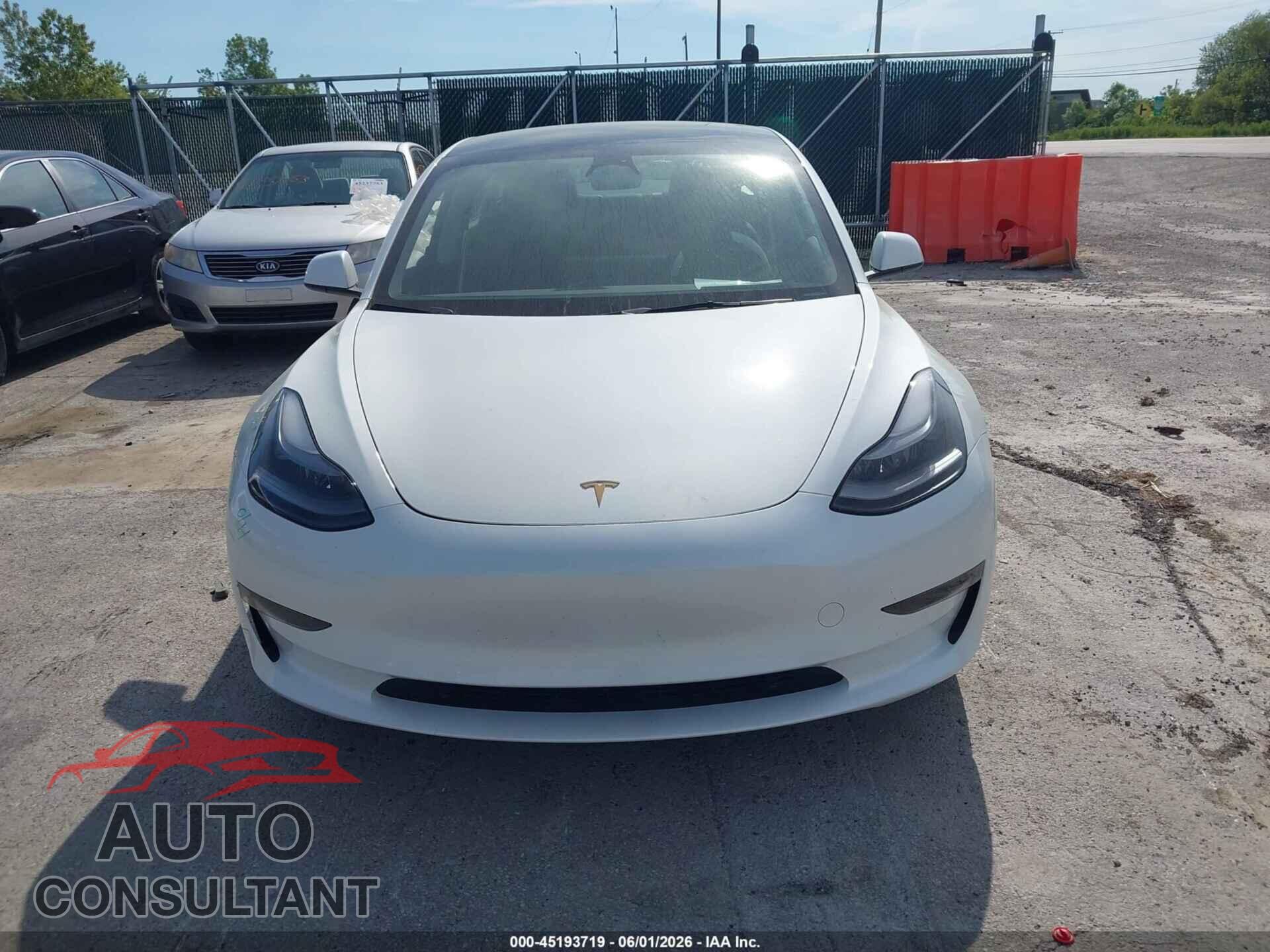 TESLA MODEL 3 2023 - 5YJ3E1EA9PF568801