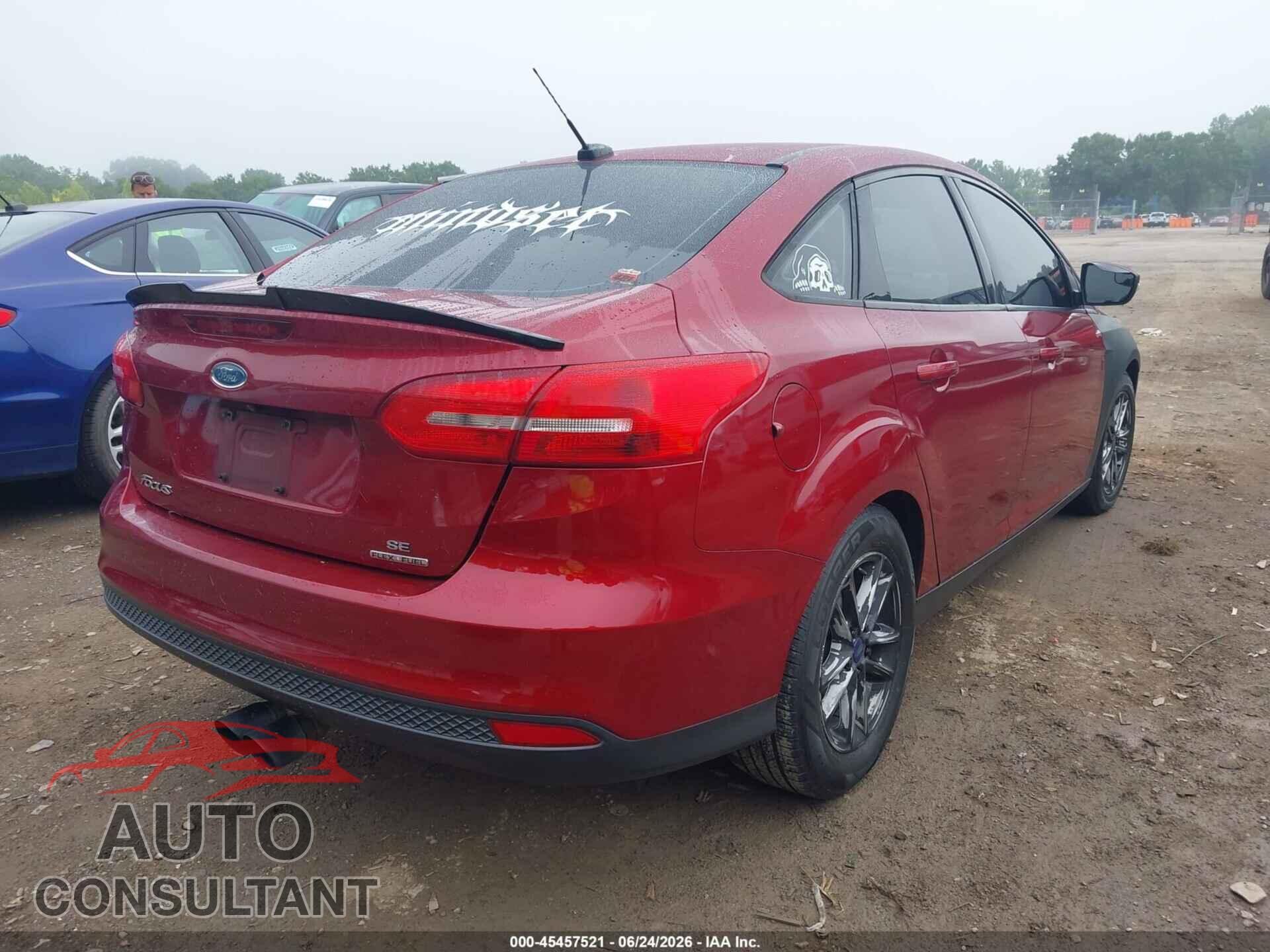 FORD FOCUS 2015 - 1FADP3F21FL274313