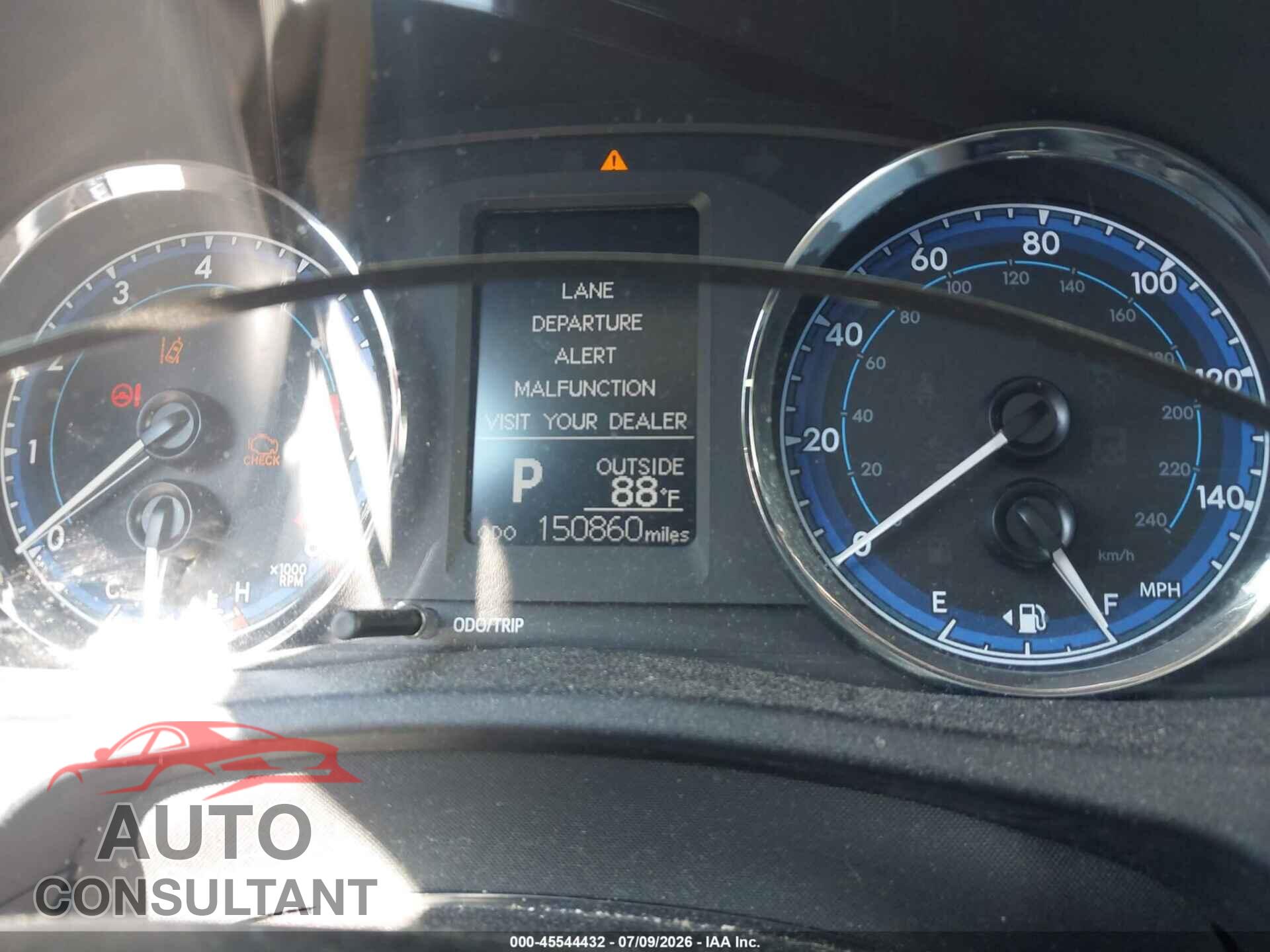 TOYOTA COROLLA 2018 - 2T1BURHE4JC982110