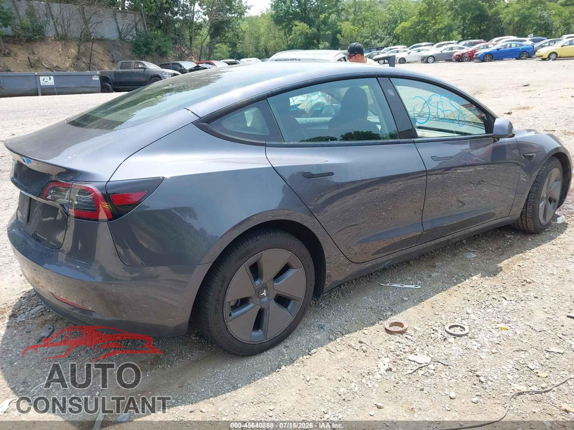 TESLA MODEL 3 2023 - 5YJ3E1EA1PF689919