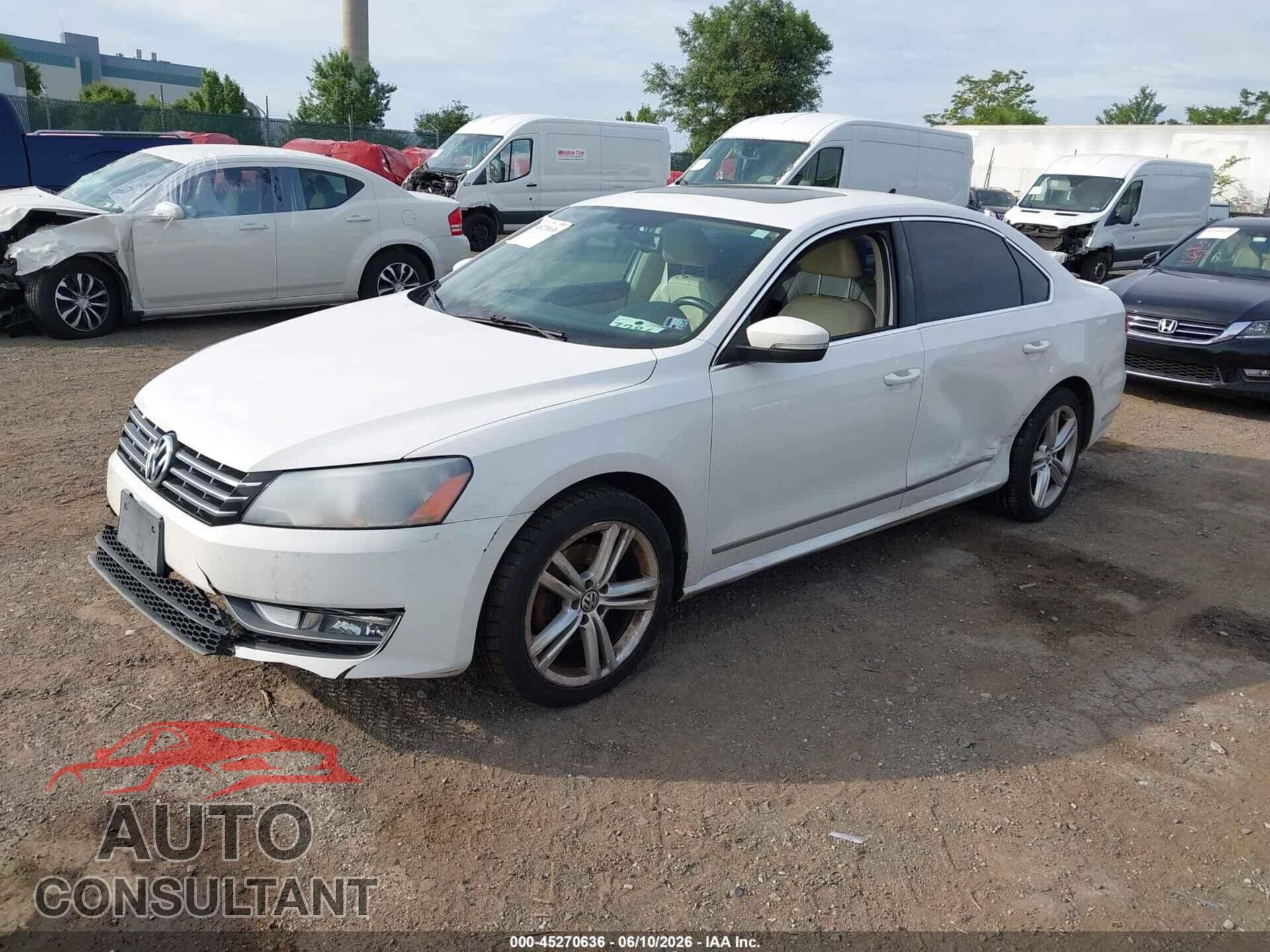 VOLKSWAGEN PASSAT 2013 - 1VWCN7A37DC099837