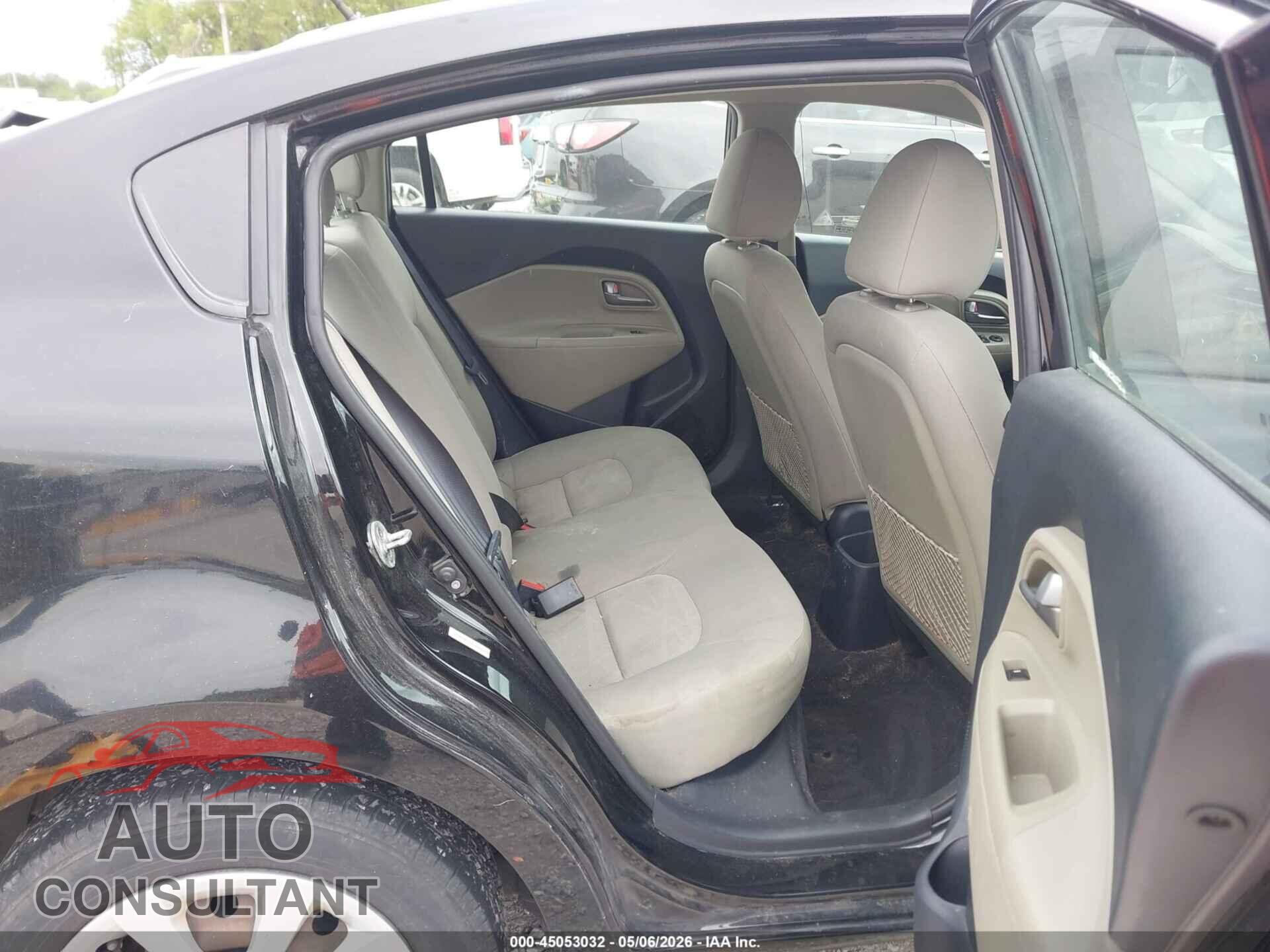 KIA RIO 2015 - KNADM4A34F6458035