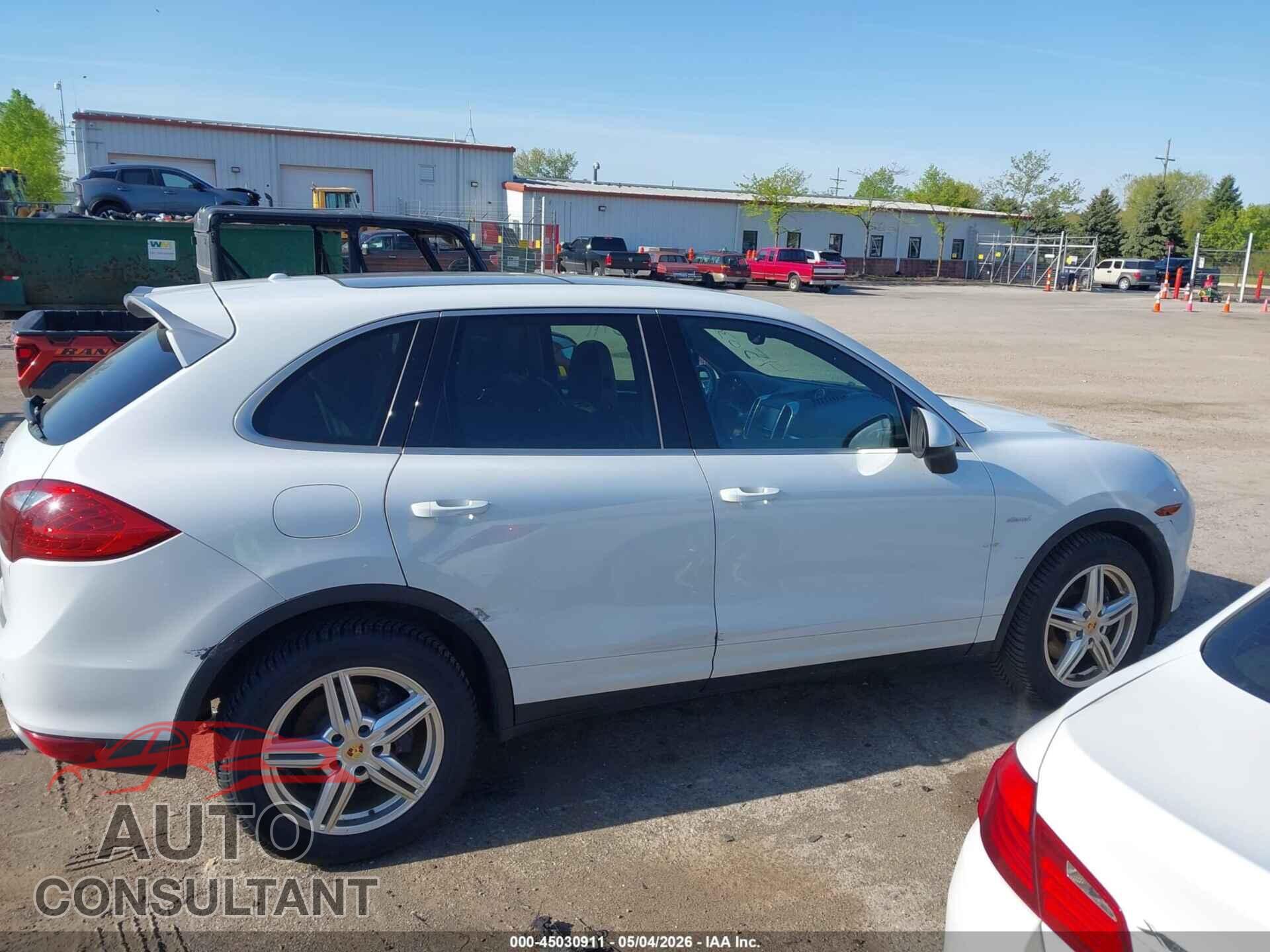 PORSCHE CAYENNE 2014 - WP1AF2A2XELA44509