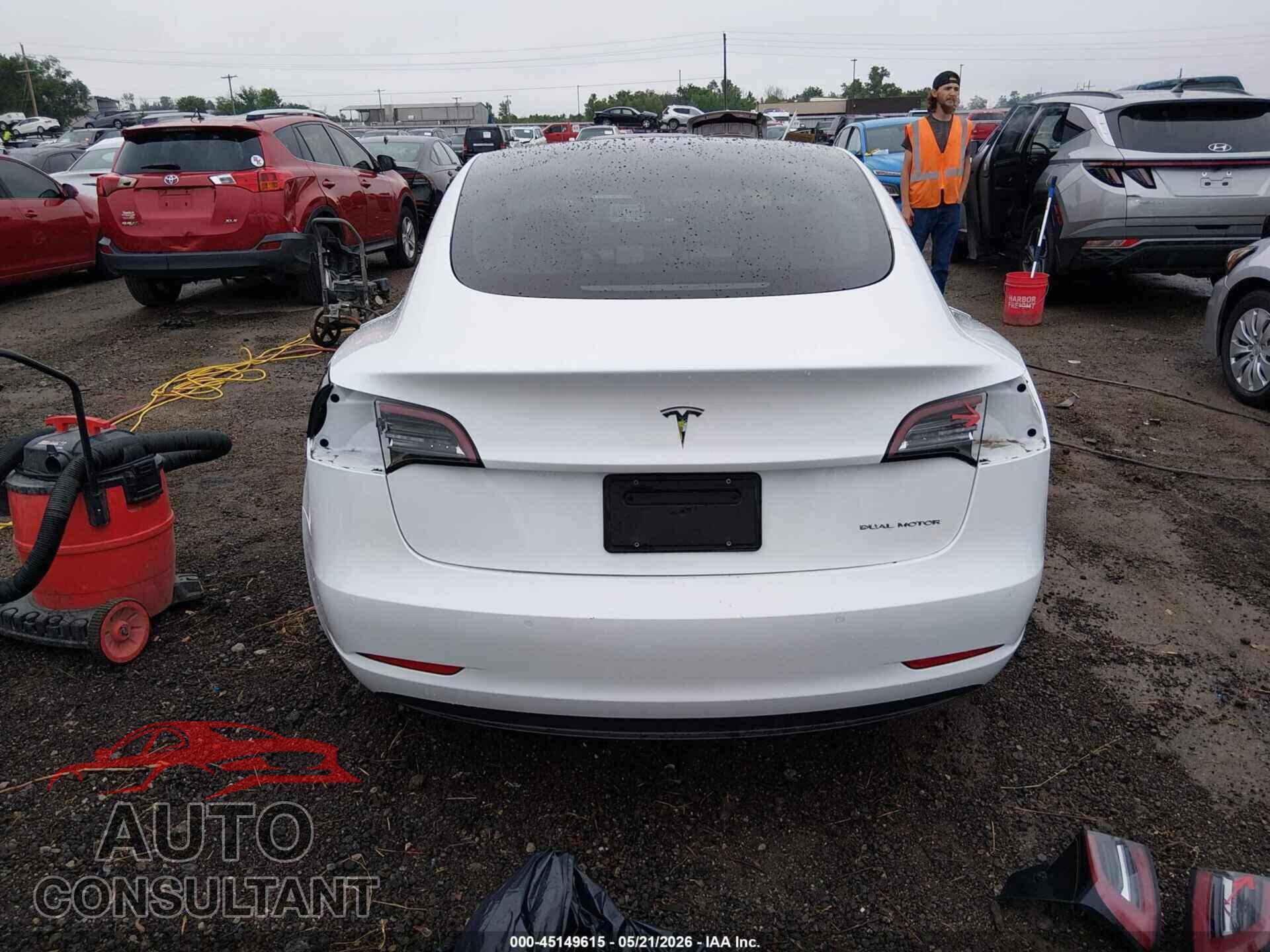 TESLA MODEL 3 2021 - 5YJ3E1EBXMF035652