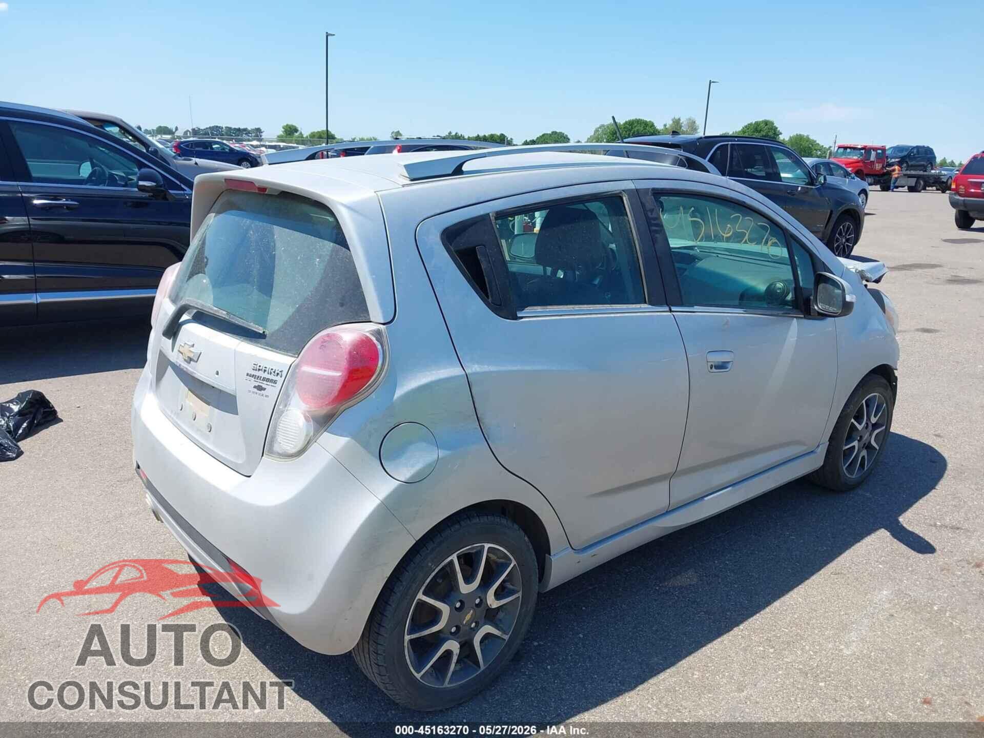 CHEVROLET SPARK 2015 - KL8CF6S98FC762390